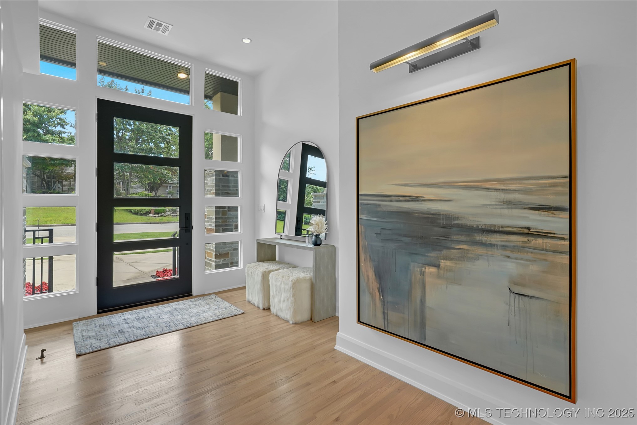 2227 E 26th Place Property Photo 5