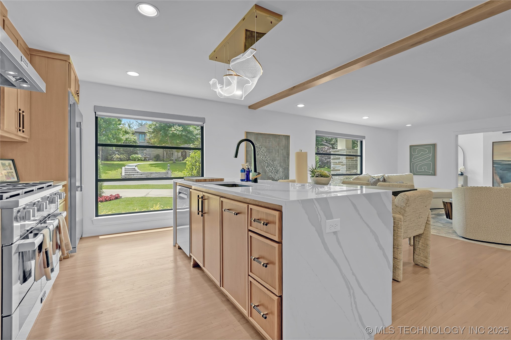 2227 E 26th Place Property Photo 12