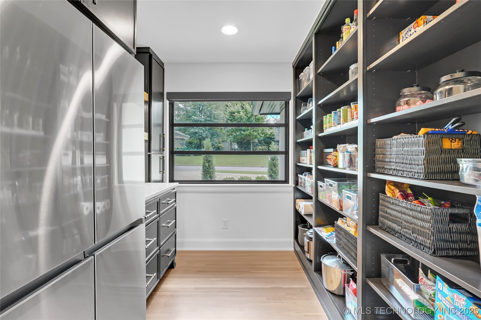 2227 E 26th Place Property Photo 15