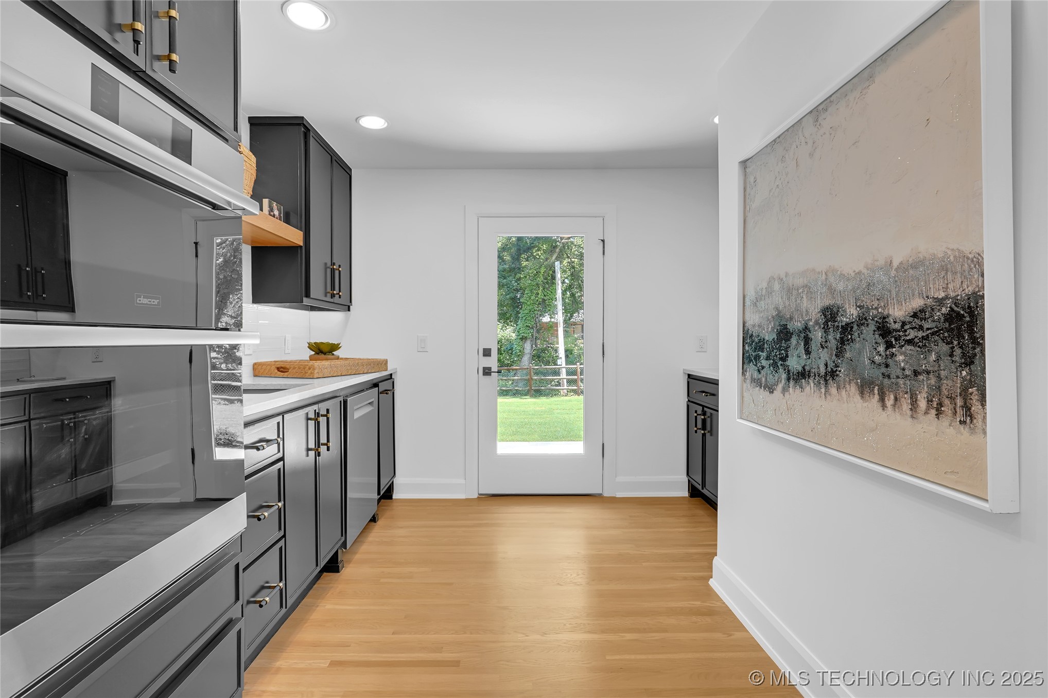 2227 E 26th Place Property Photo 16