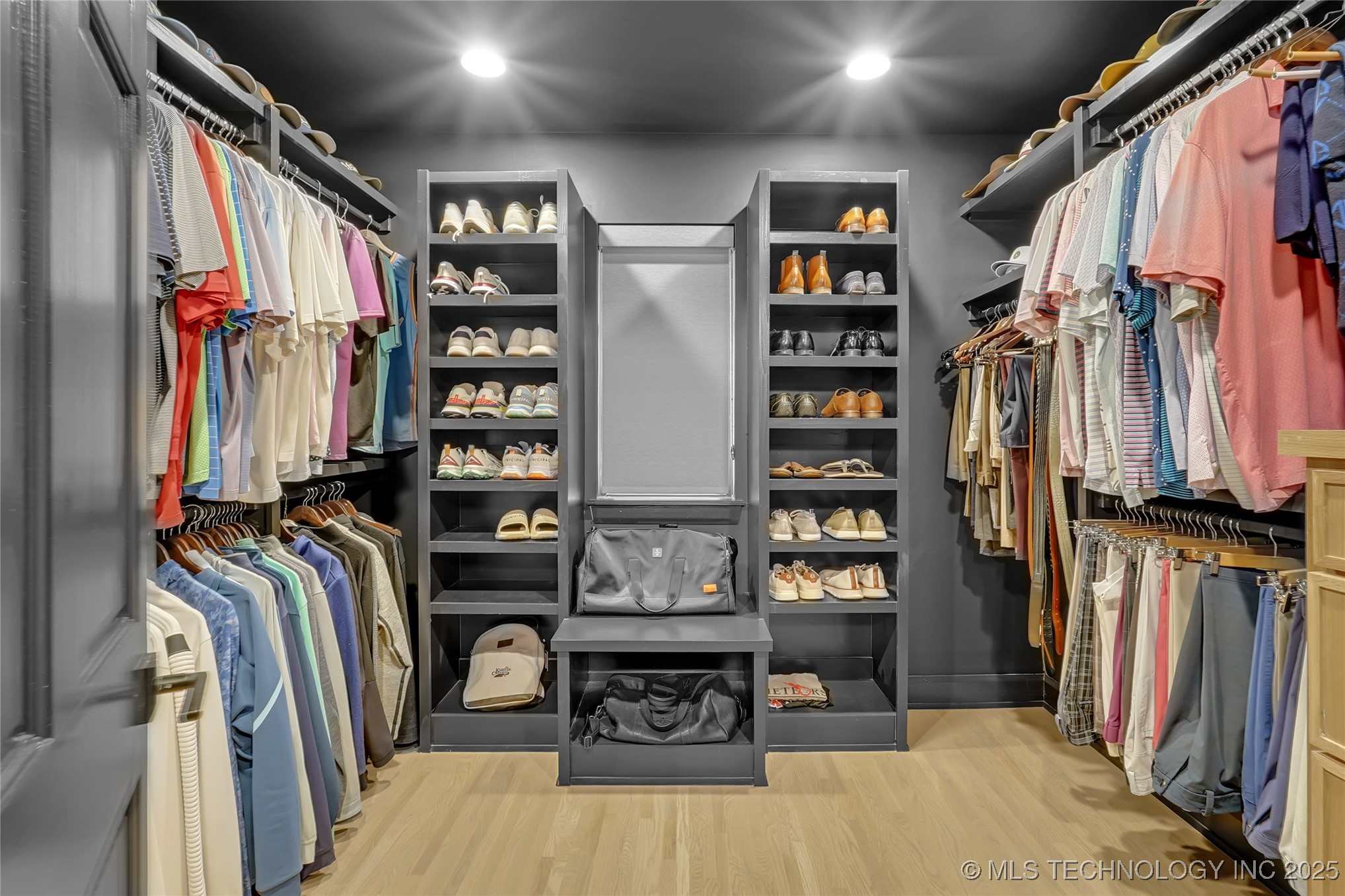 2227 E 26th Place Property Photo 24