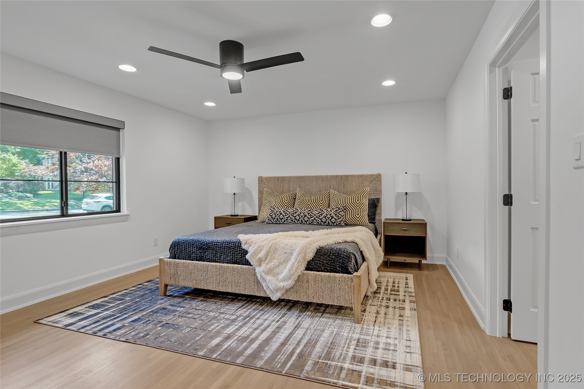 2227 E 26th Place Property Photo 31