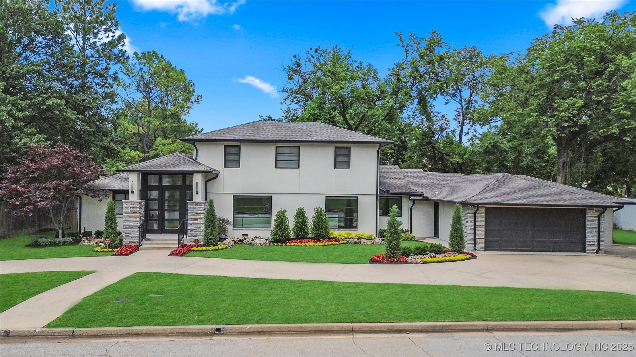 2227 E 26th Place Property Photo 47