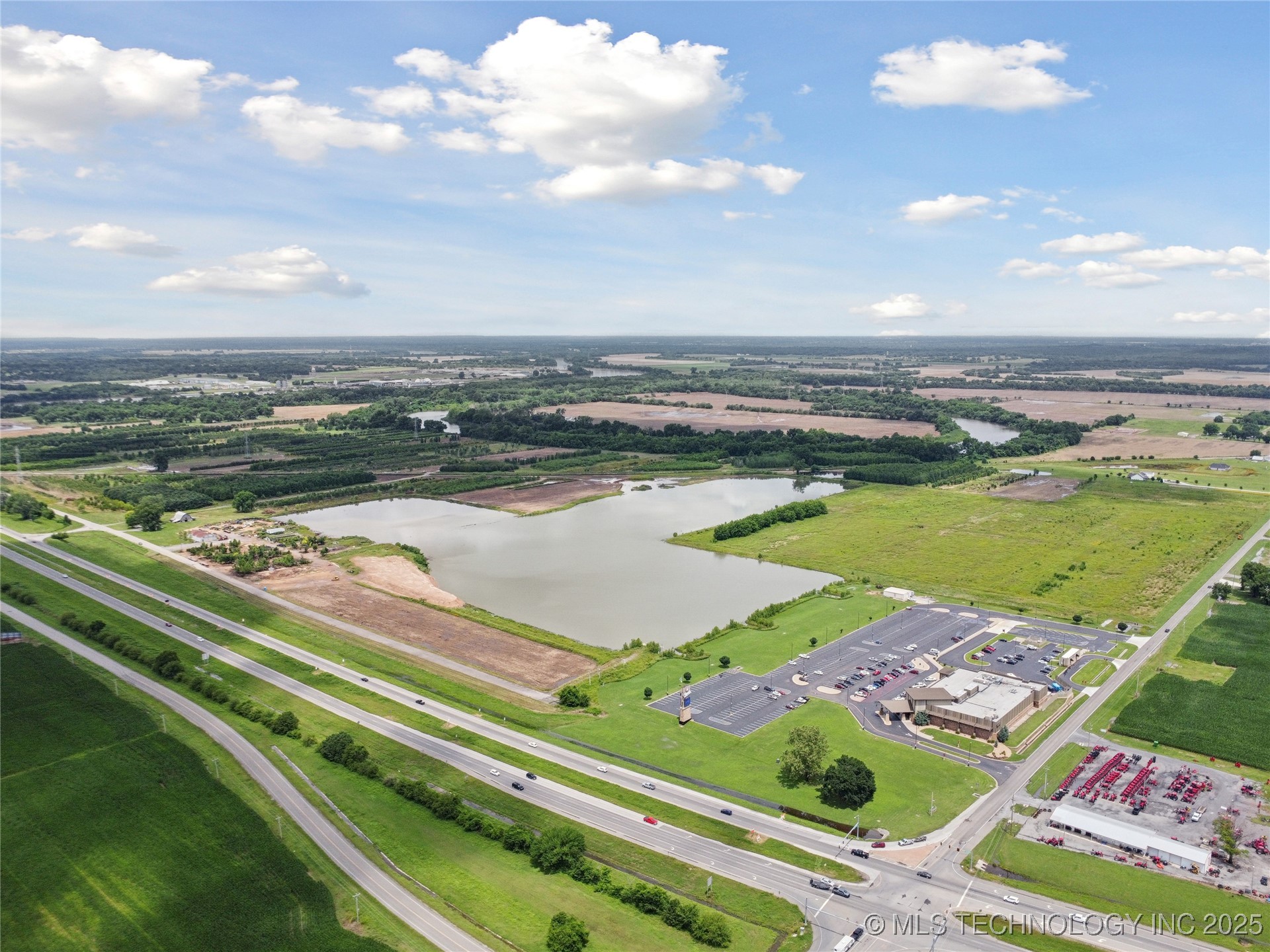 110 N 55th Street East Property Photo 6