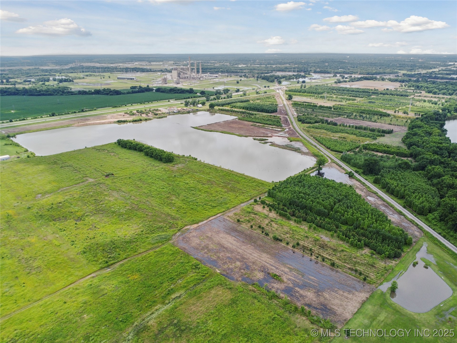 110 N 55th Street East Property Photo 8