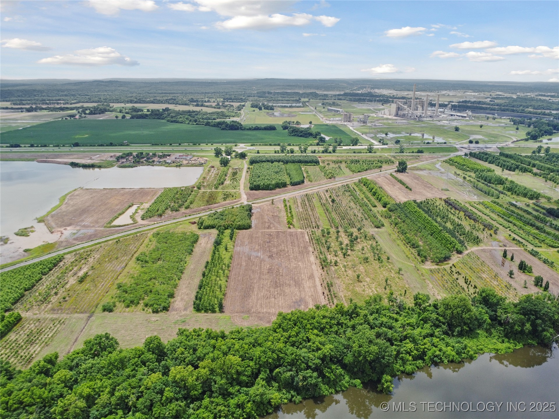 110 N 55th Street East Property Photo 15