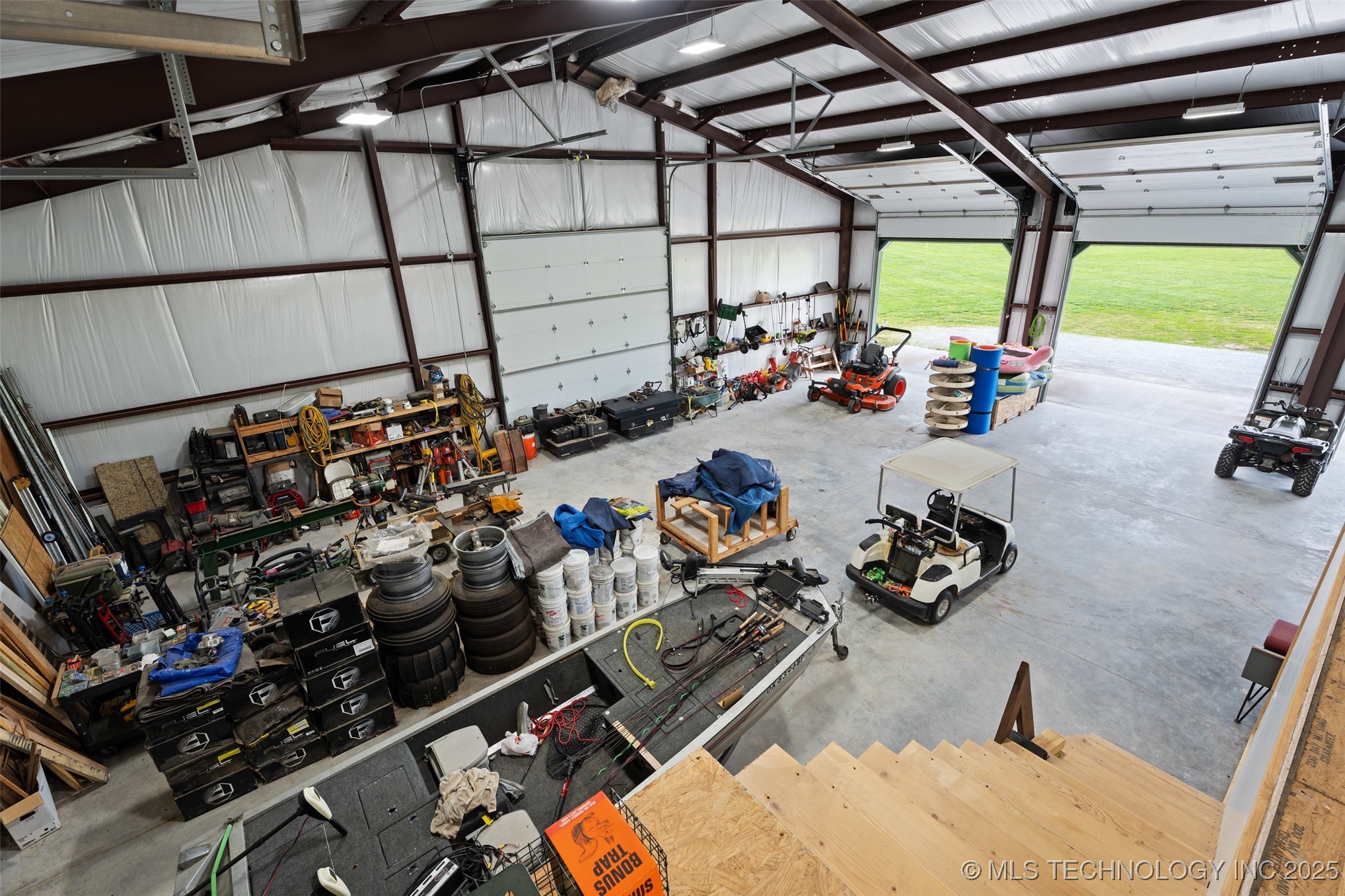 602 W 39th Street Property Photo 4