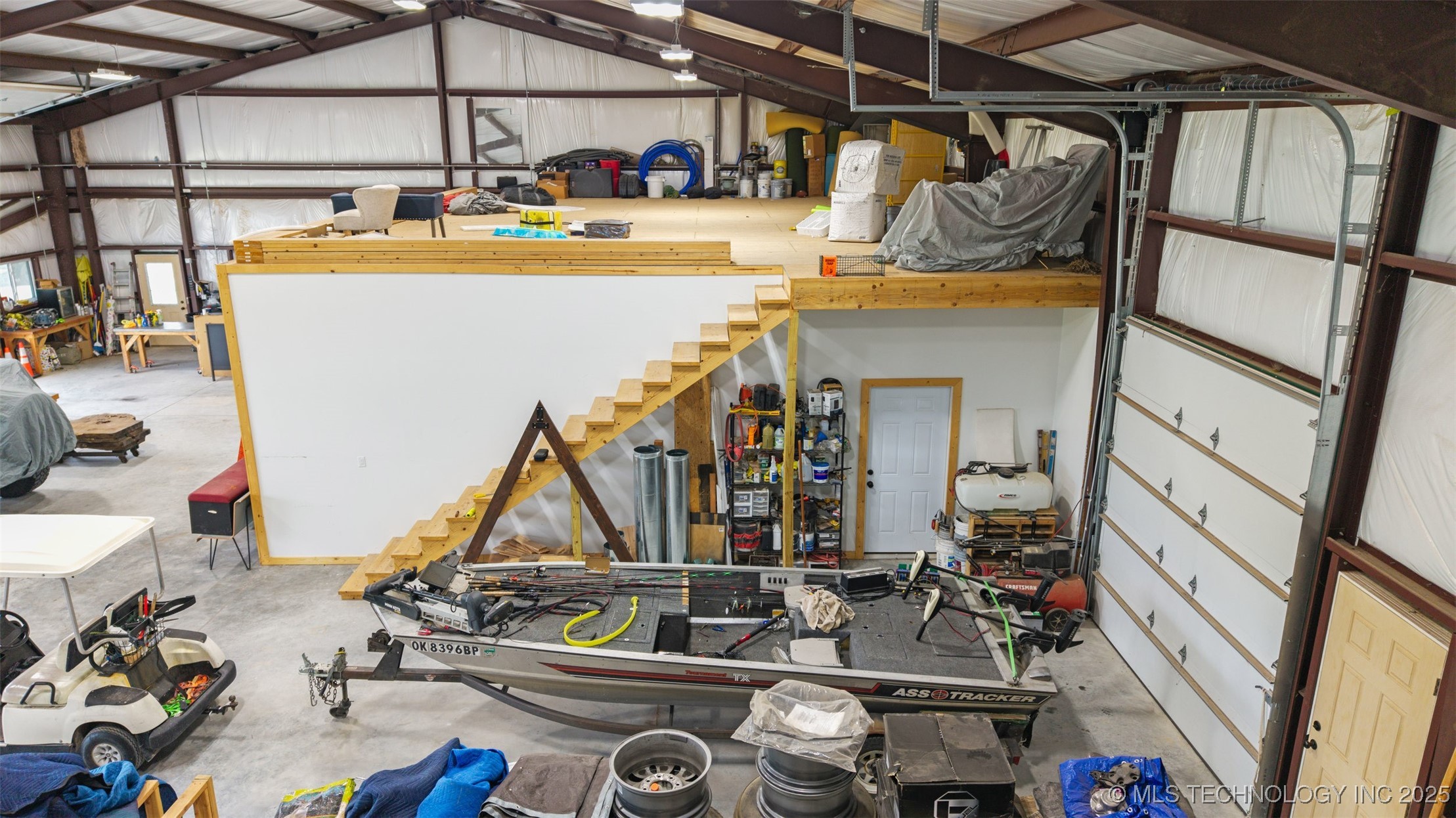 602 W 39th Street Property Photo 5