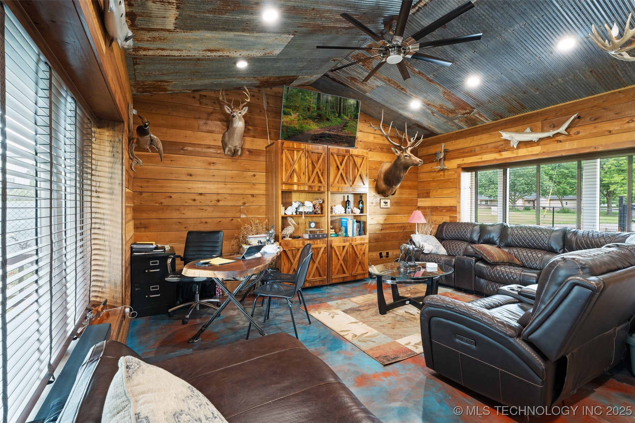 602 W 39th Street Property Photo 12