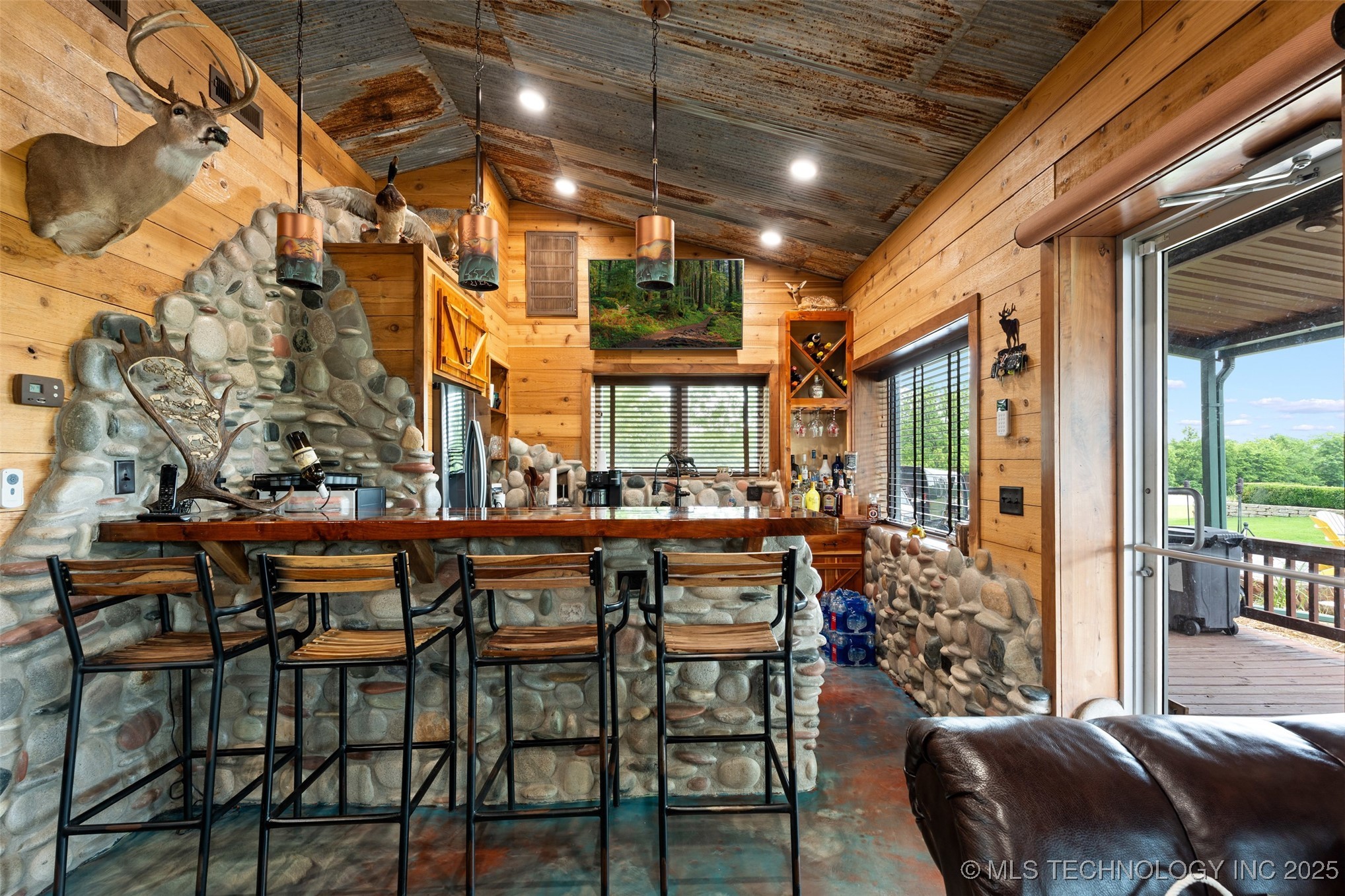 602 W 39th Street Property Photo 13