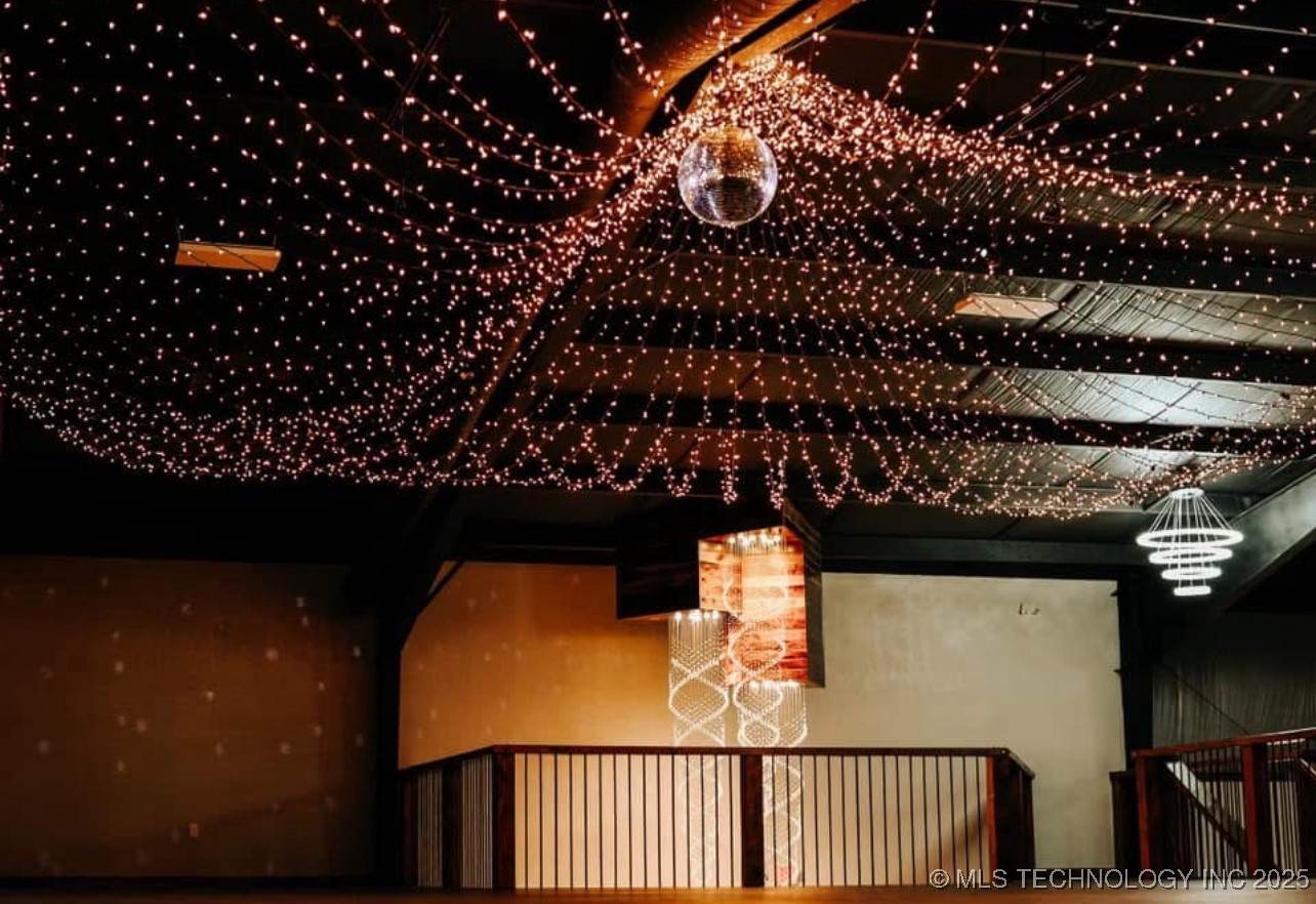 602 W 39th Street Property Photo 20