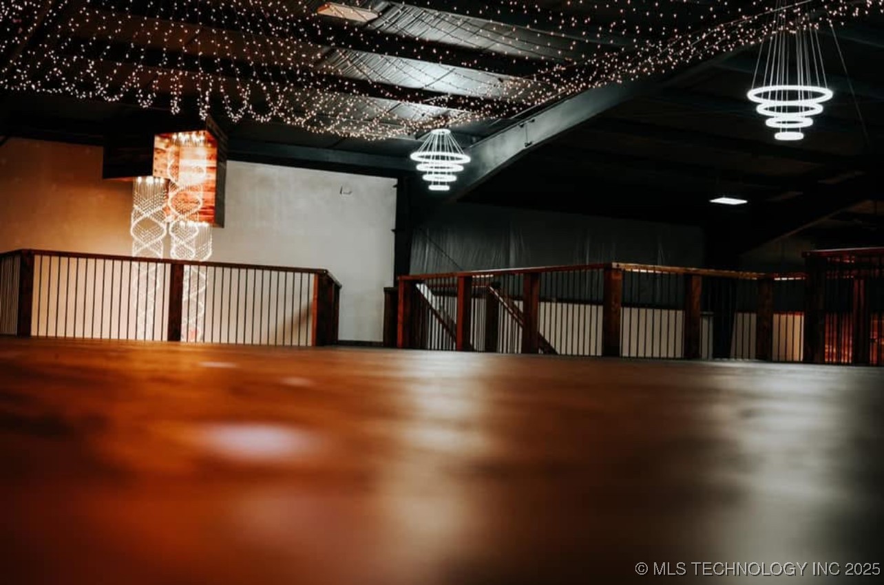 500 39th Street Property Photo 4