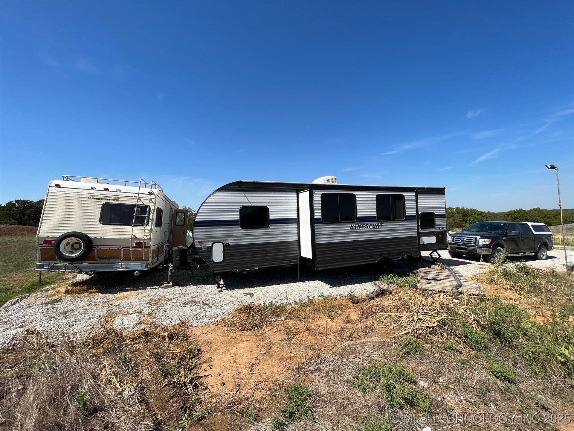 3000 Wildflower Property Photo 23