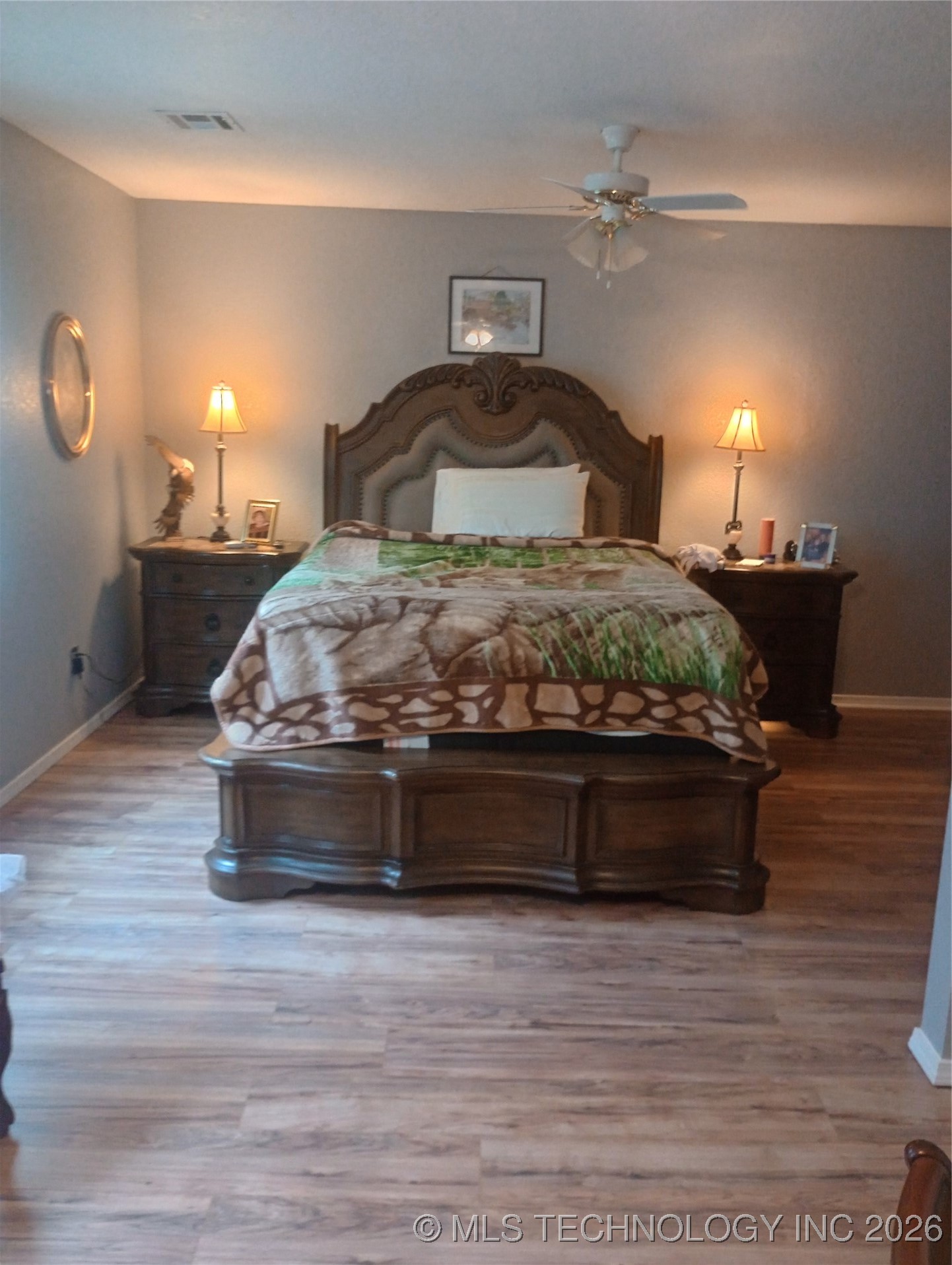 1122 Green Street Property Photo 11