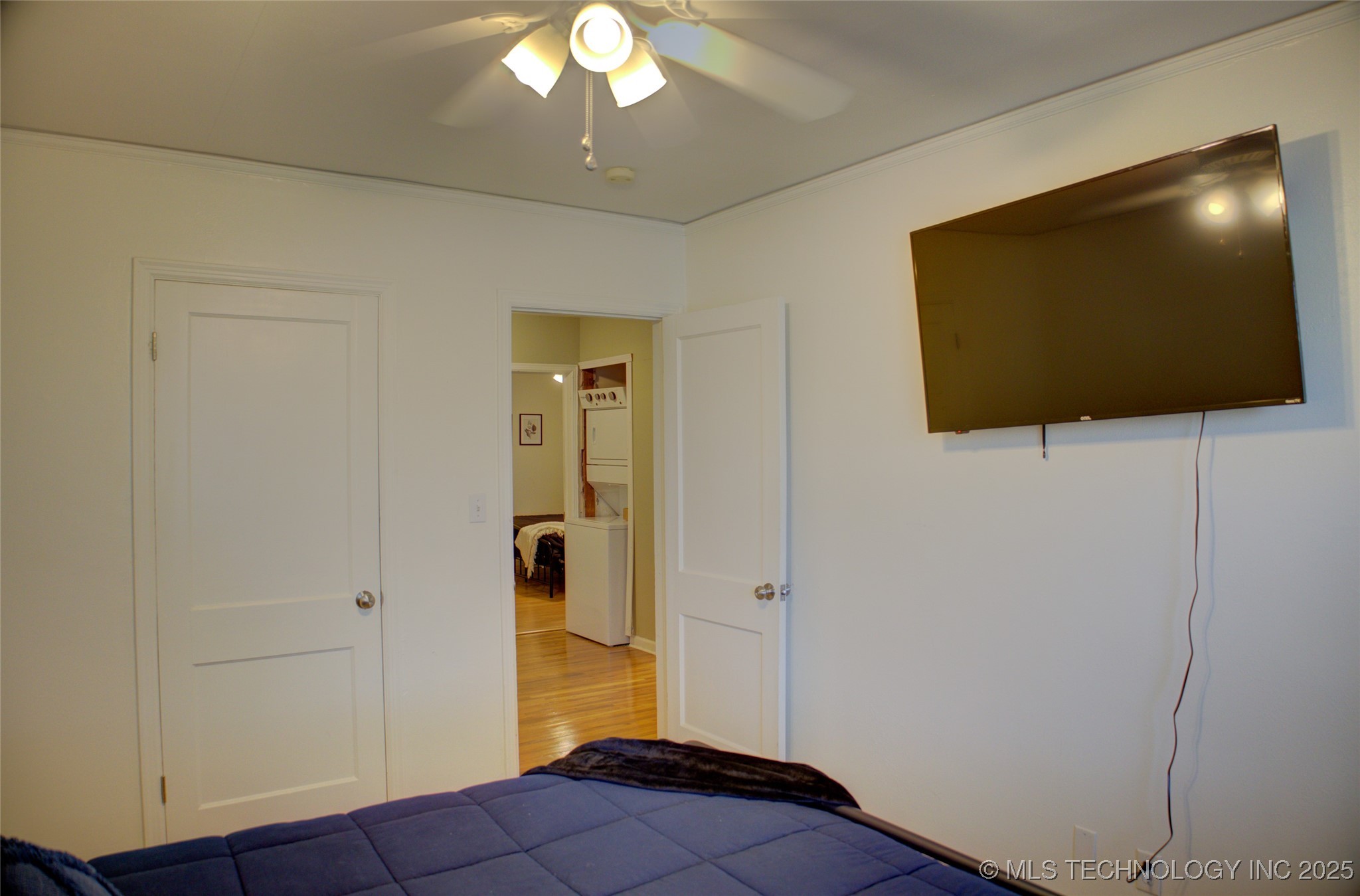 2328 S Delaware Court Property Photo 30