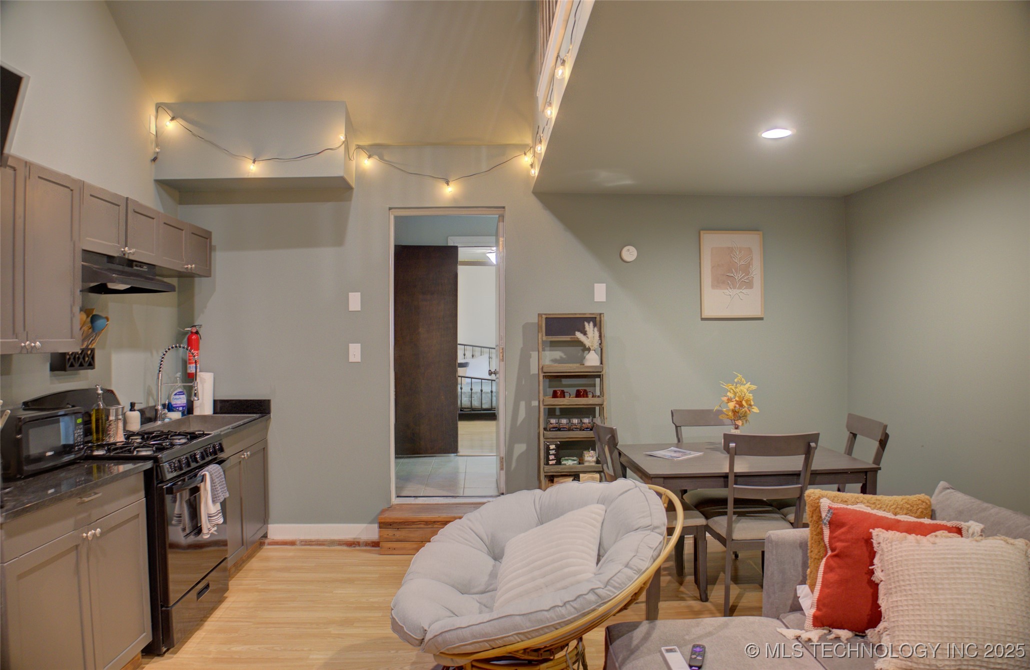 2328 S Delaware Court Property Photo 35