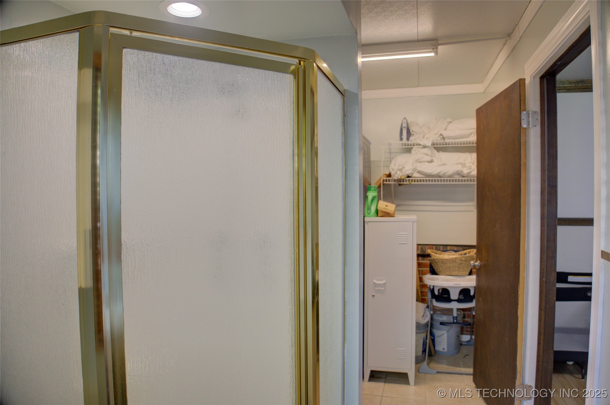 2328 S Delaware Court Property Photo 41