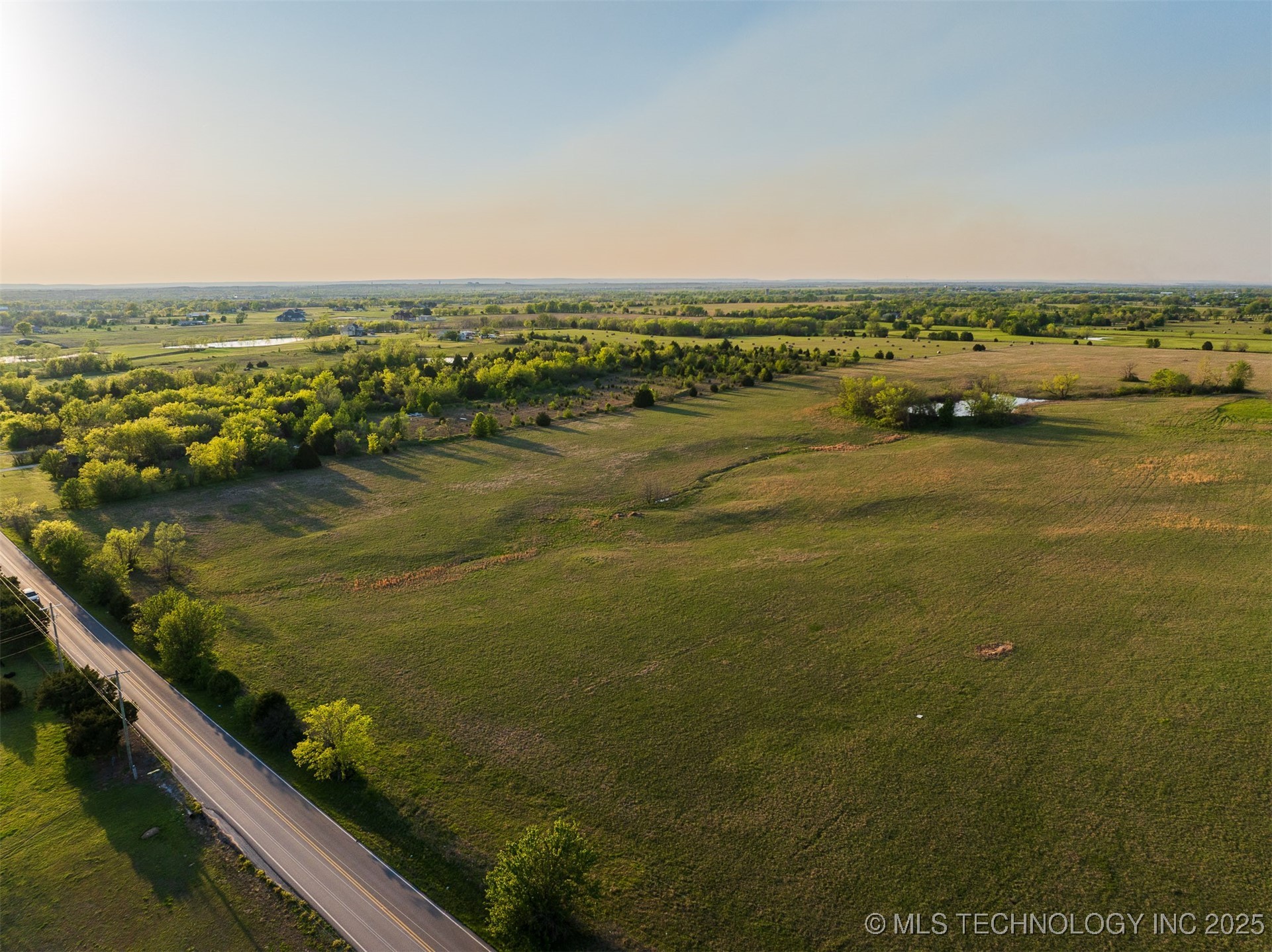 7 N Memorial Drive Property Photo 7