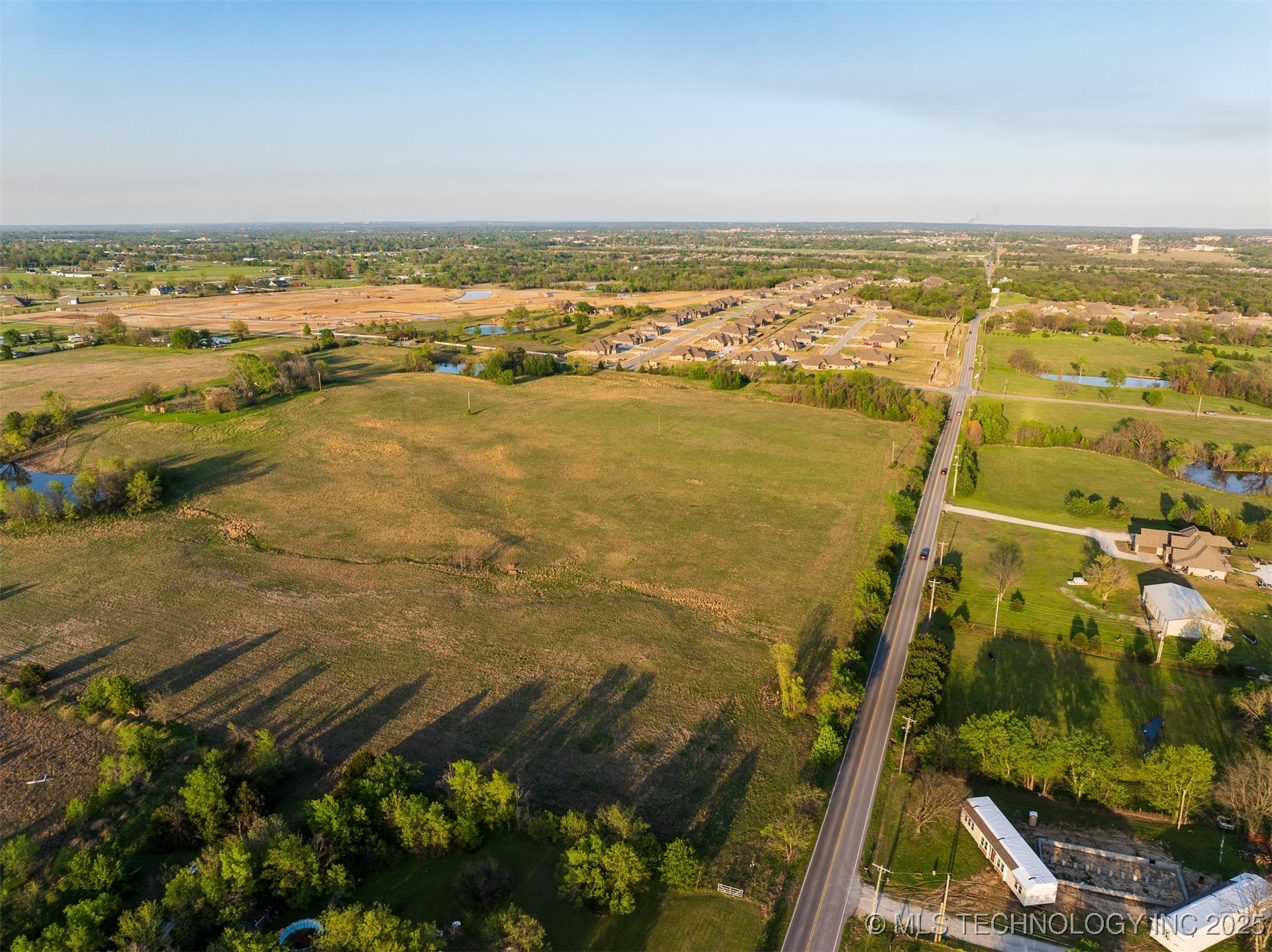 7 N Memorial Drive Property Photo 10