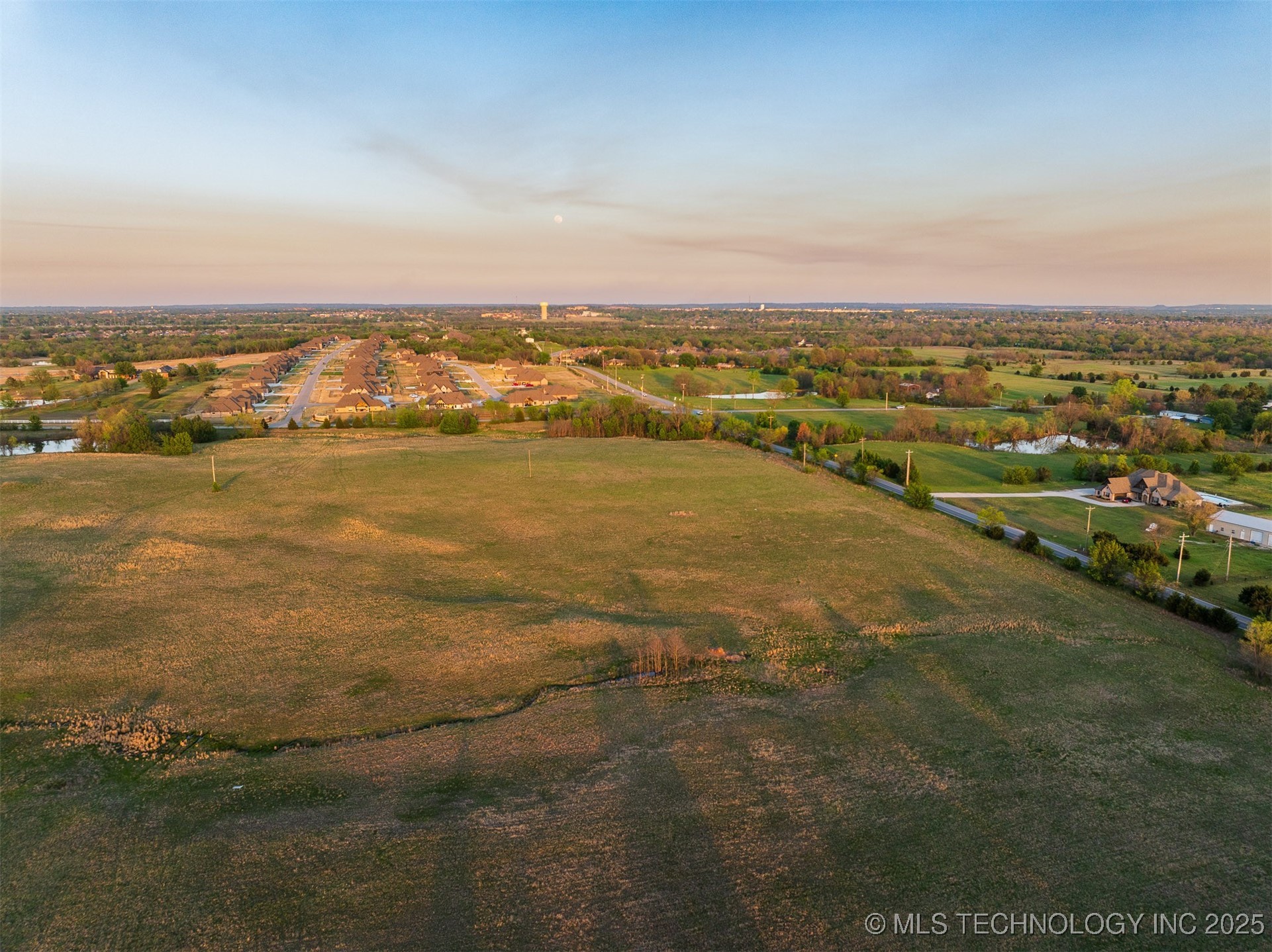 7 N Memorial Drive Property Photo 15