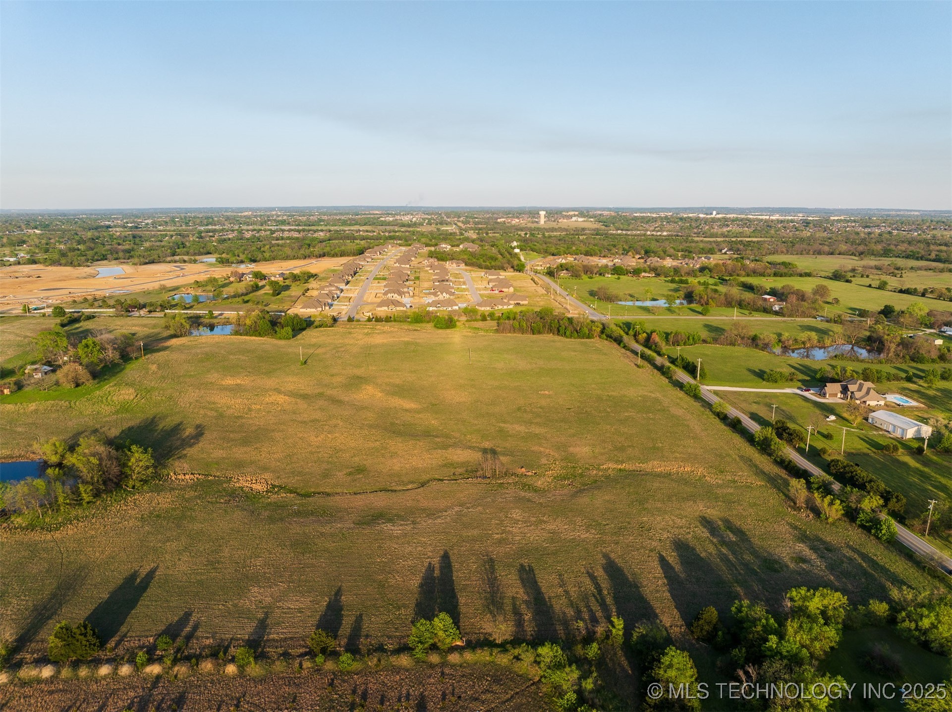 7 N Memorial Drive Property Photo 21