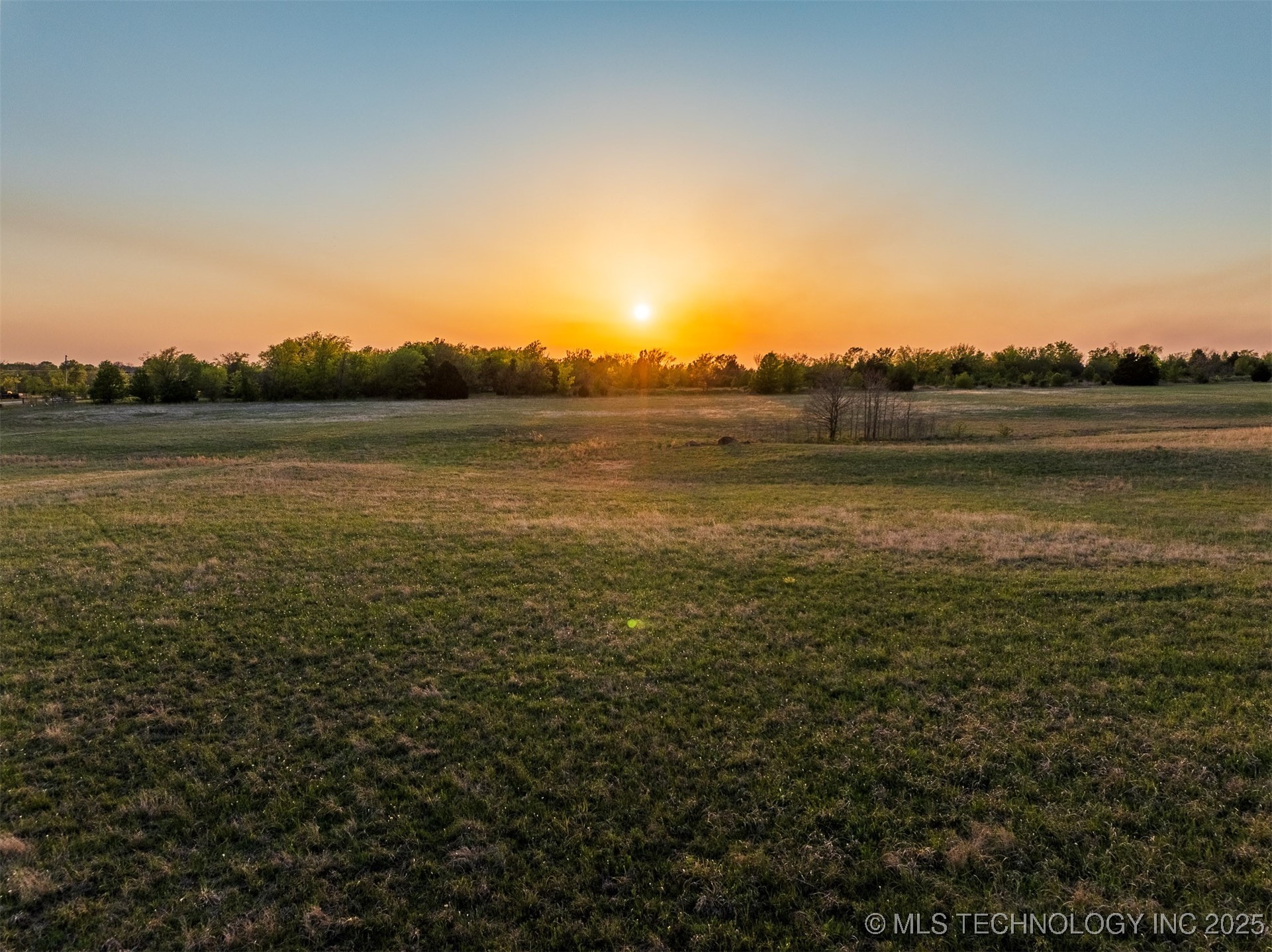 7 N Memorial Drive Property Photo 22