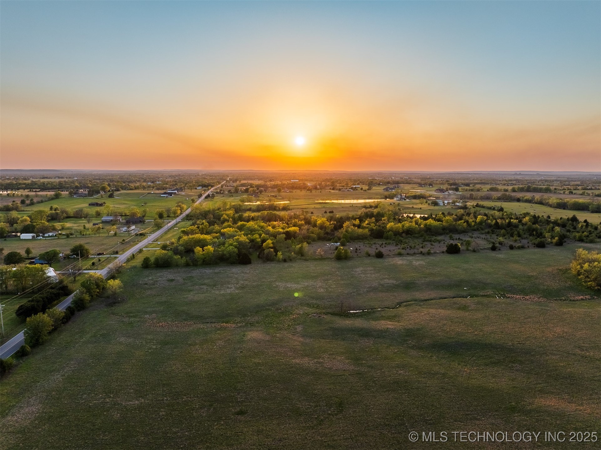 7 N Memorial Drive Property Photo 23