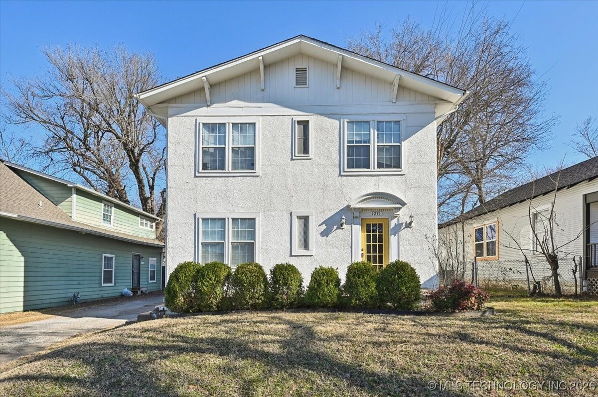 1215 S Quincy Avenue Property Photo 1