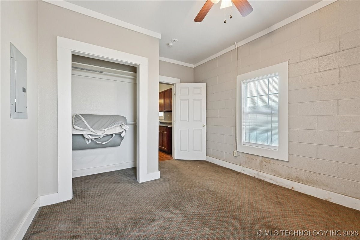 1215 S Quincy Avenue Property Photo 17