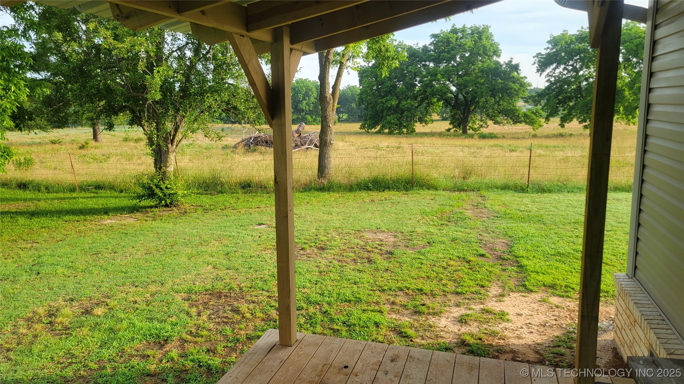 9725 County Road 3470 Property Photo 17