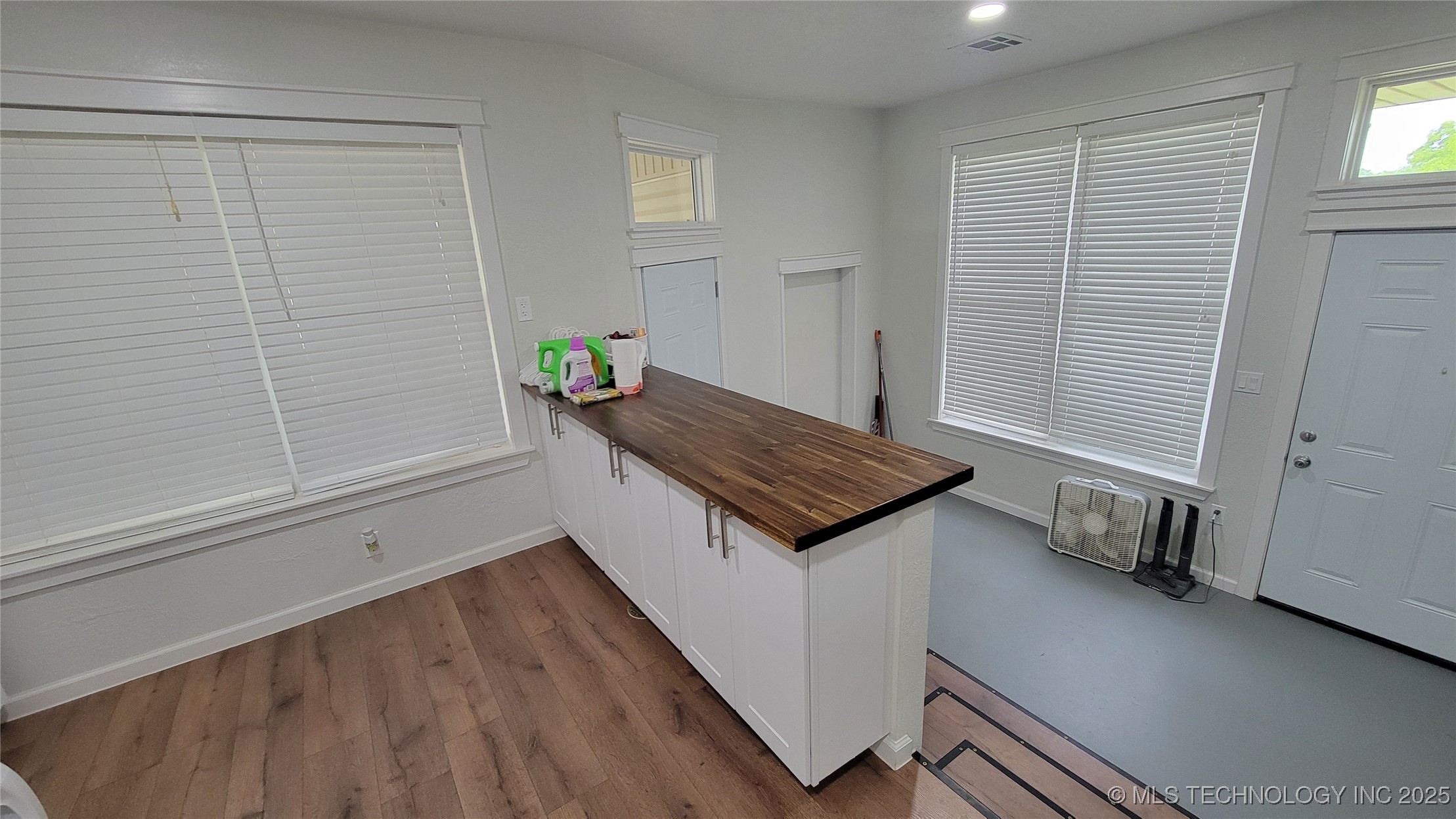 9725 County Road 3470 Property Photo 50