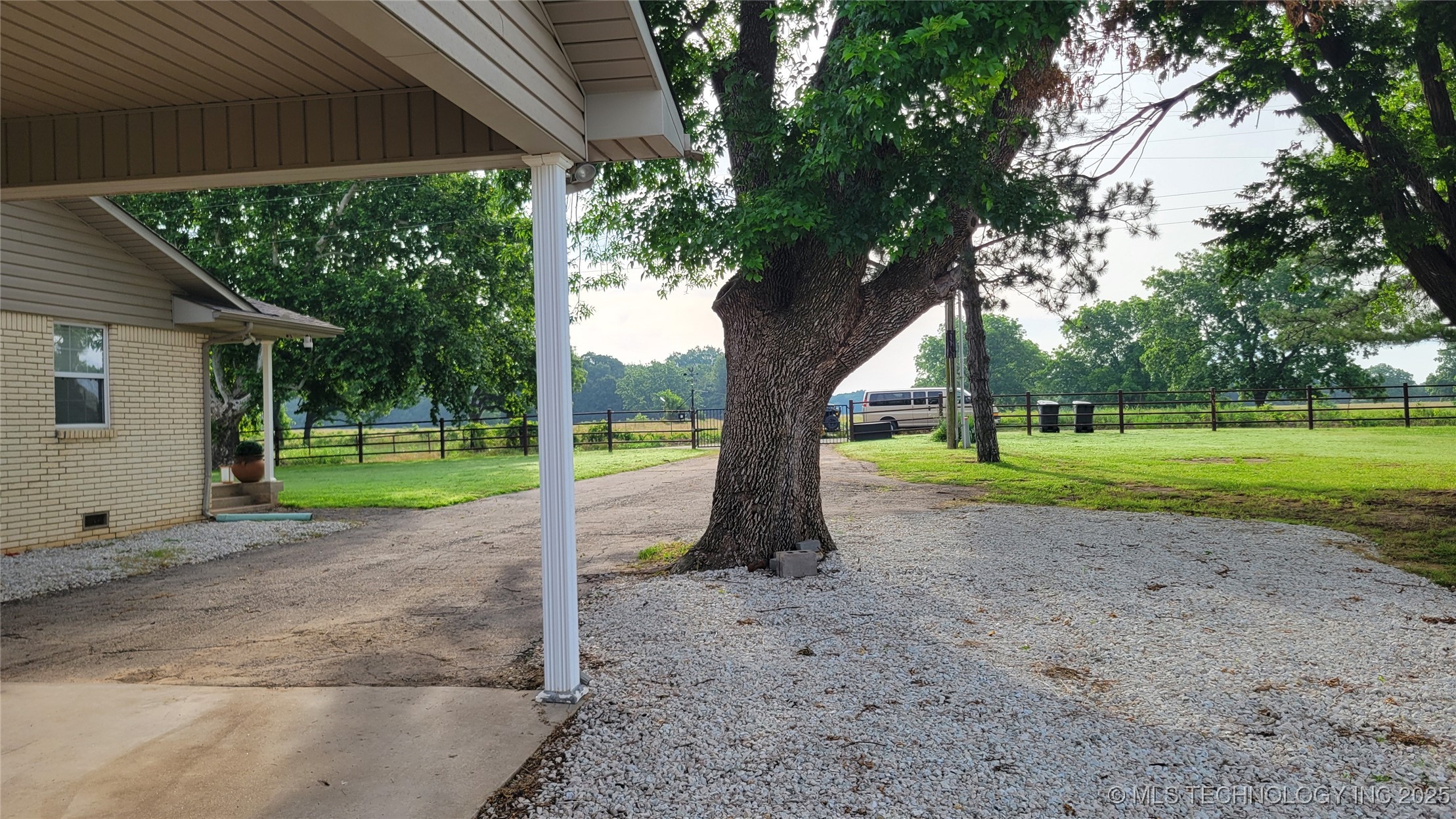 9725 County Road 3470 Property Photo 56