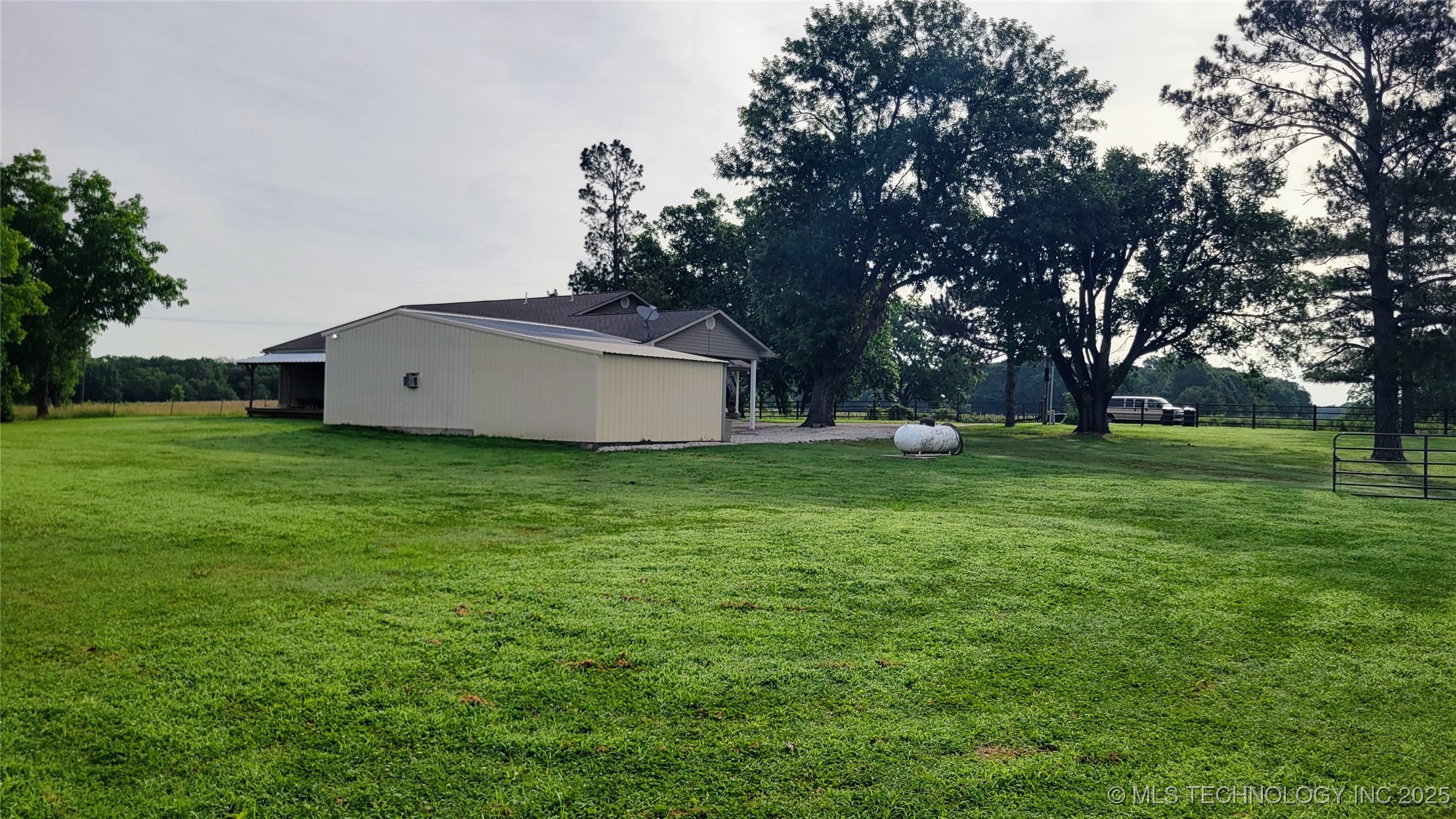 9725 County Road 3470 Property Photo 77