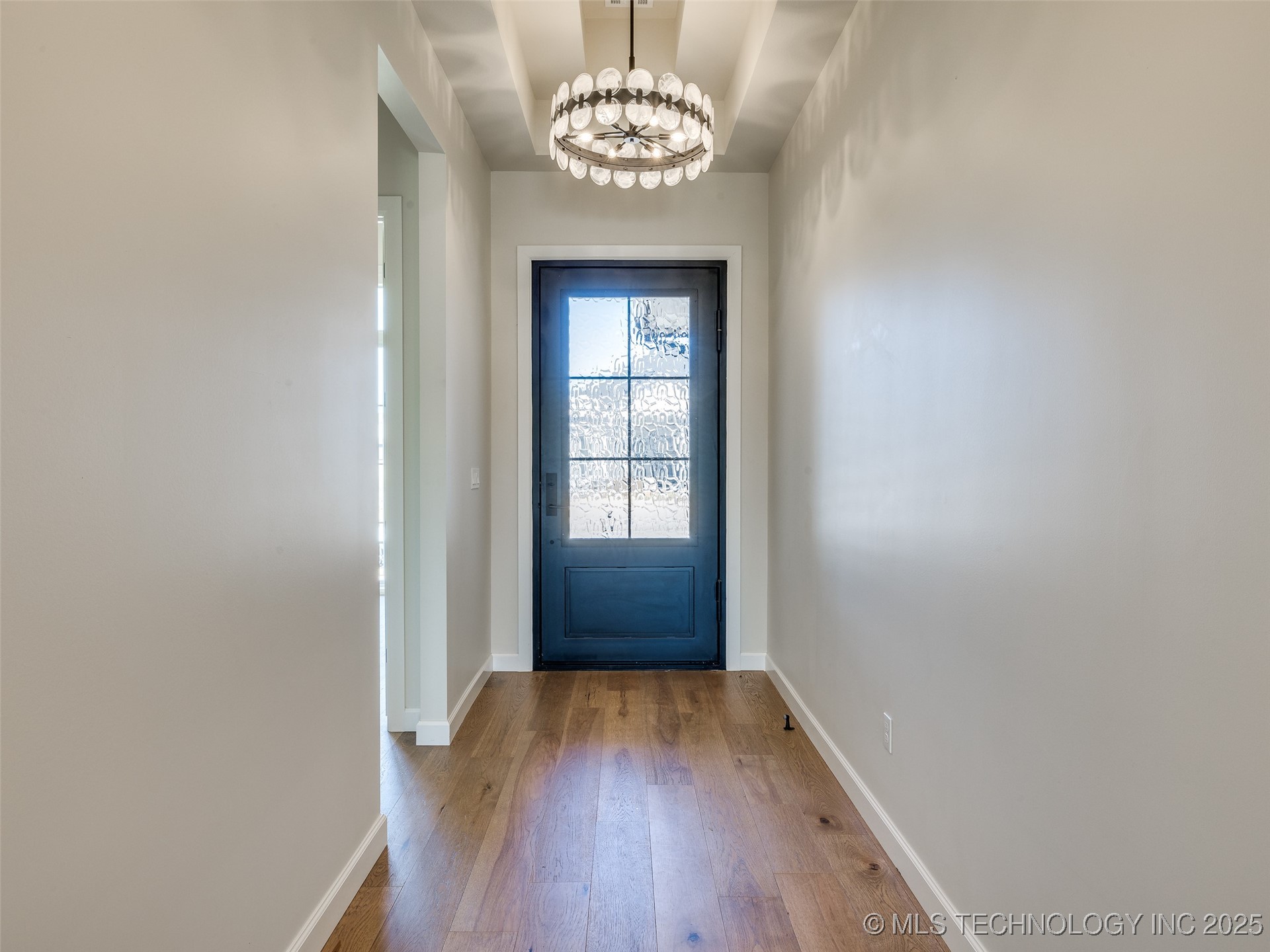 11909 S Vandalia Avenue Property Photo 5