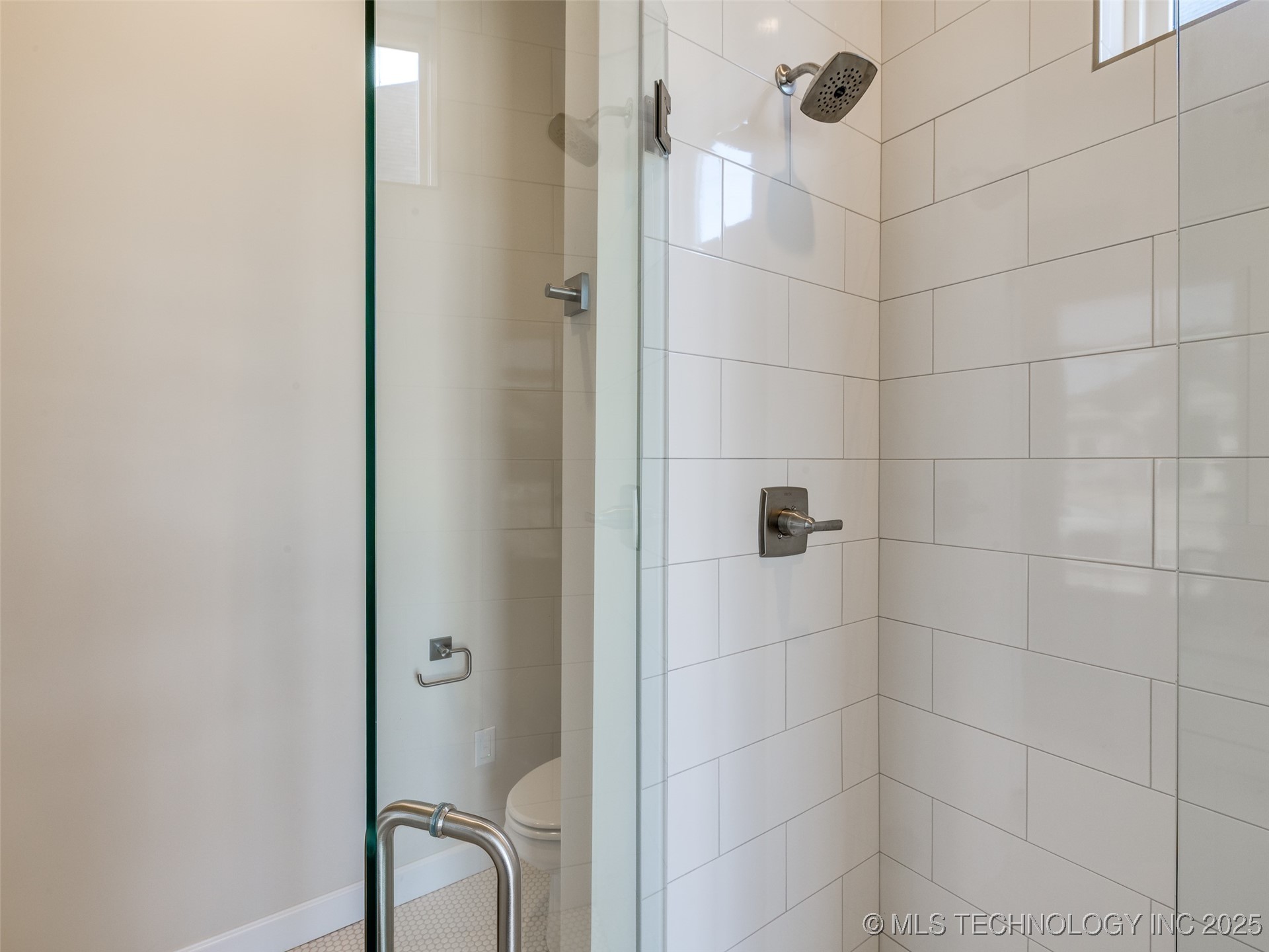 11909 S Vandalia Avenue Property Photo 11