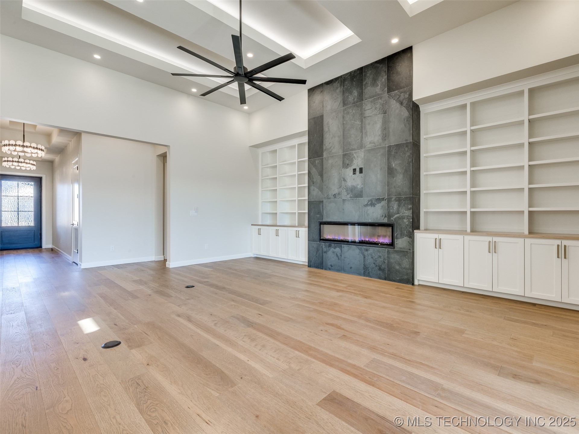 11909 S Vandalia Avenue Property Photo 17