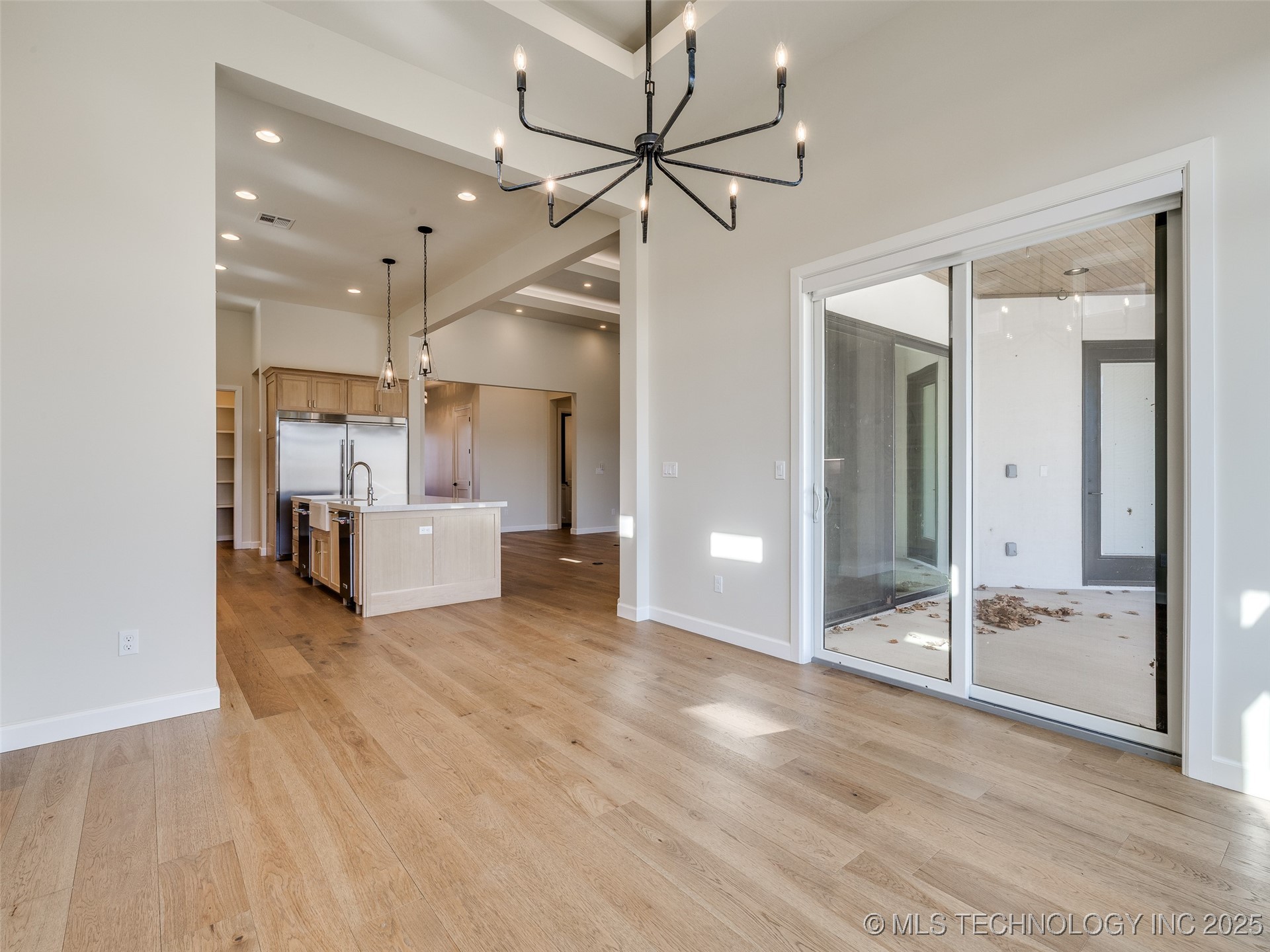 11909 S Vandalia Avenue Property Photo 37