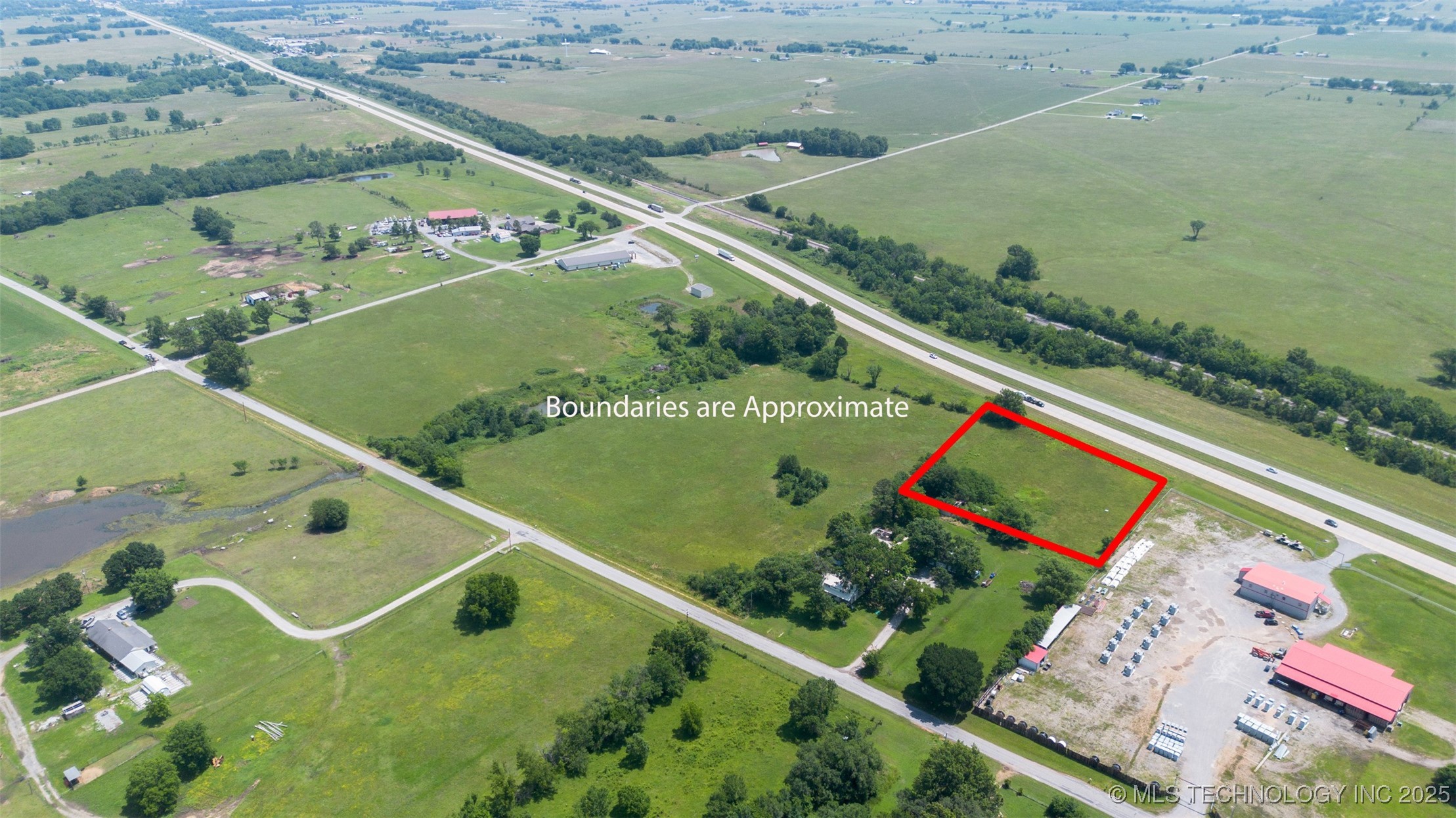 Hwy 69 Property Photo 4