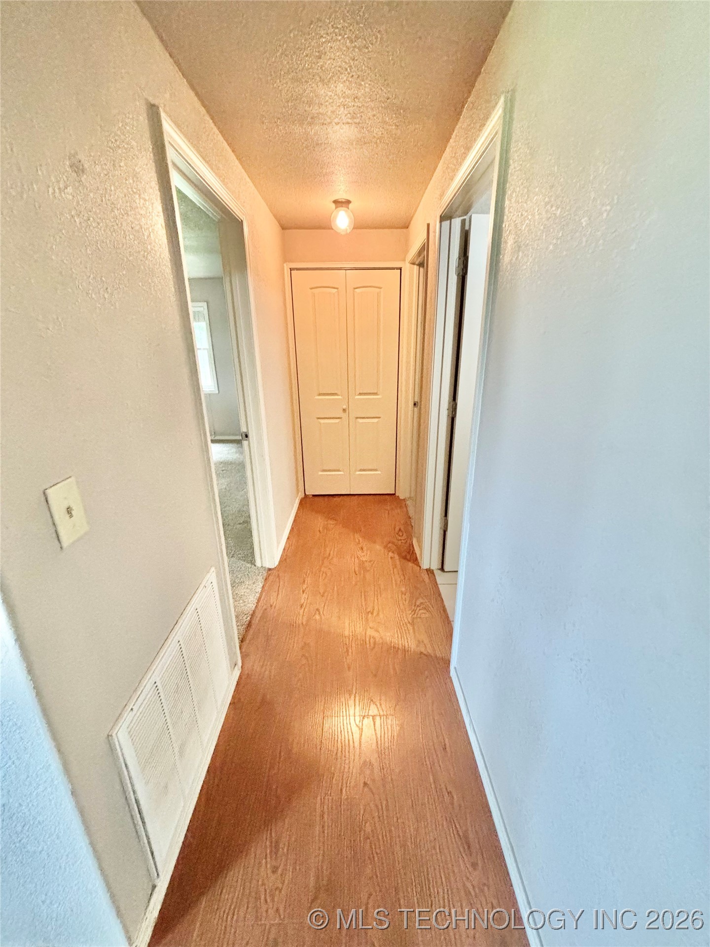 106 E Elk Road Property Photo 19