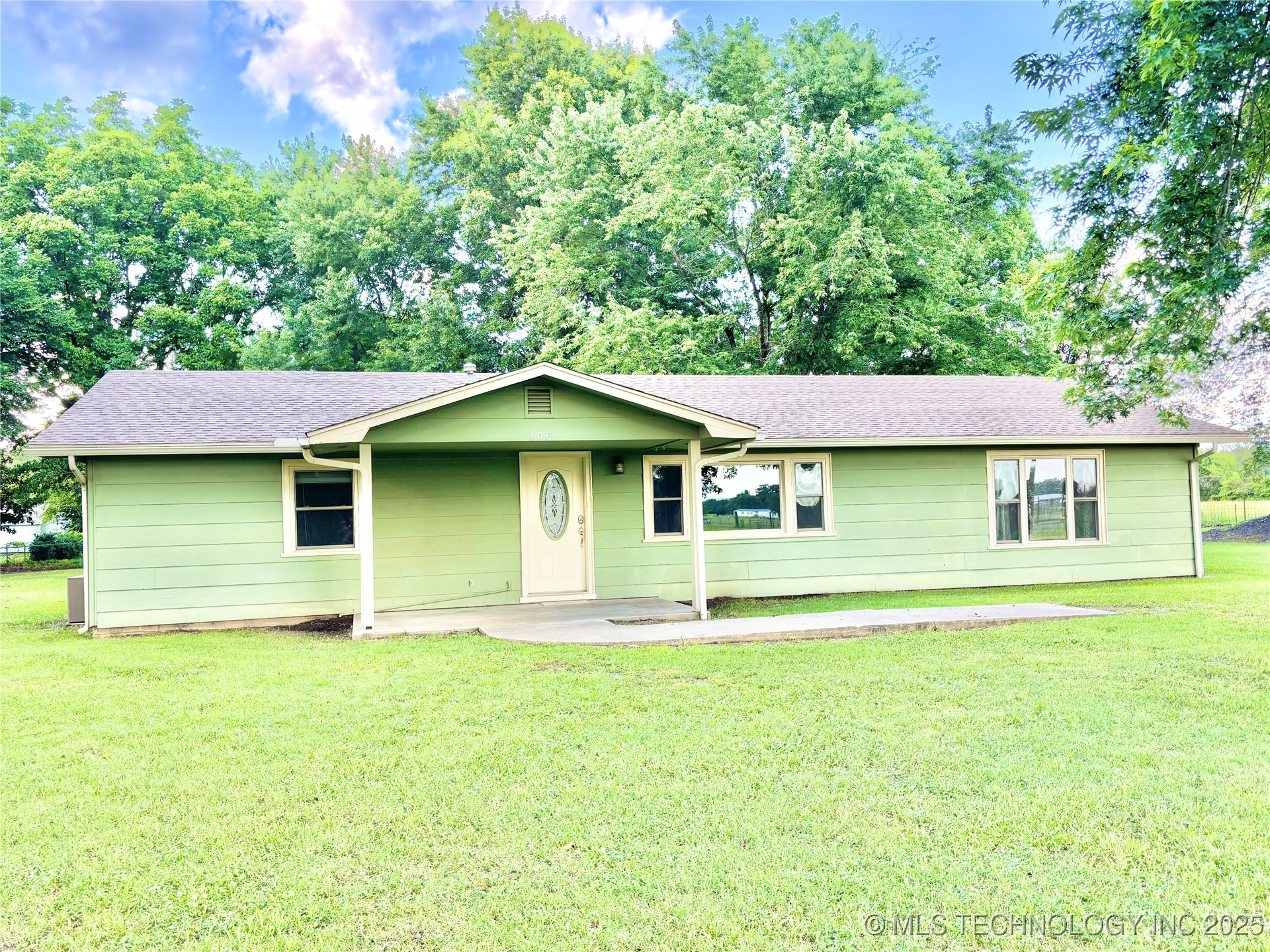 106 E Elk Road Property Photo 34