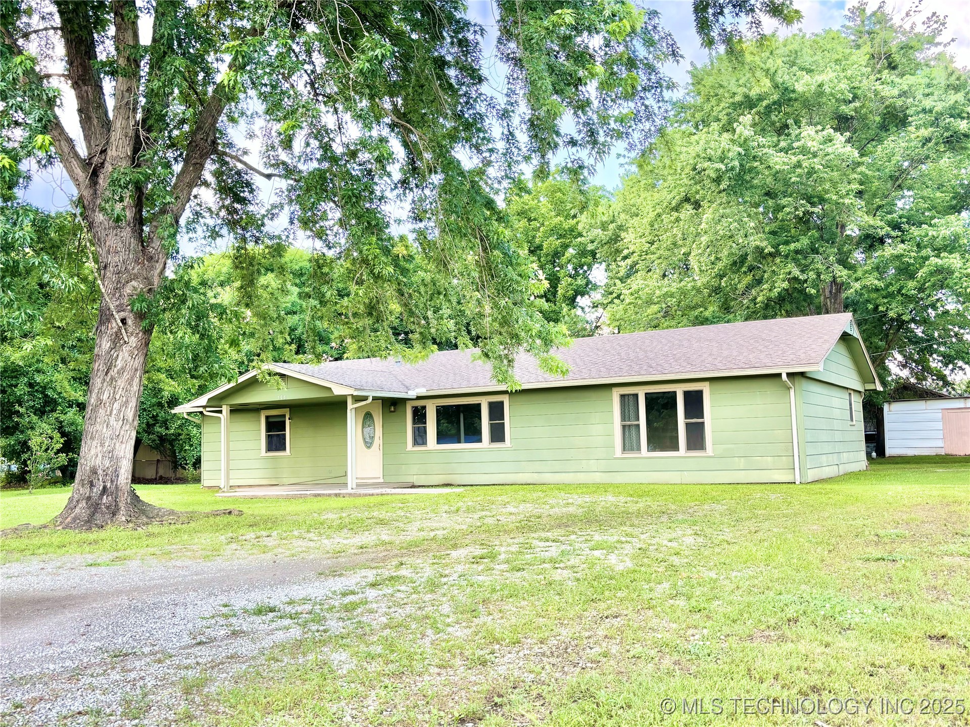 106 E Elk Road Property Photo 35