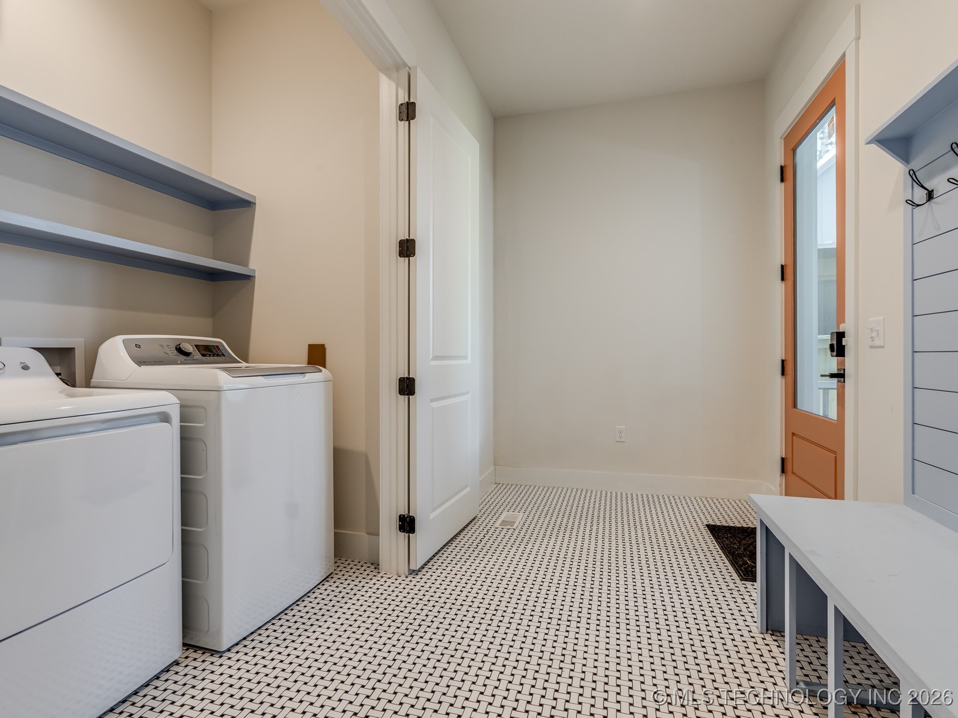 71 Lower Greenway Property Photo 25