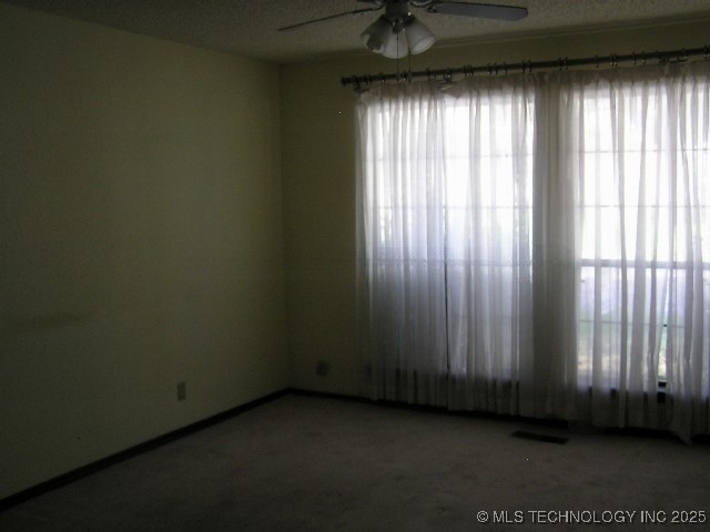 8228 S Jamestown Avenue Property Photo 18