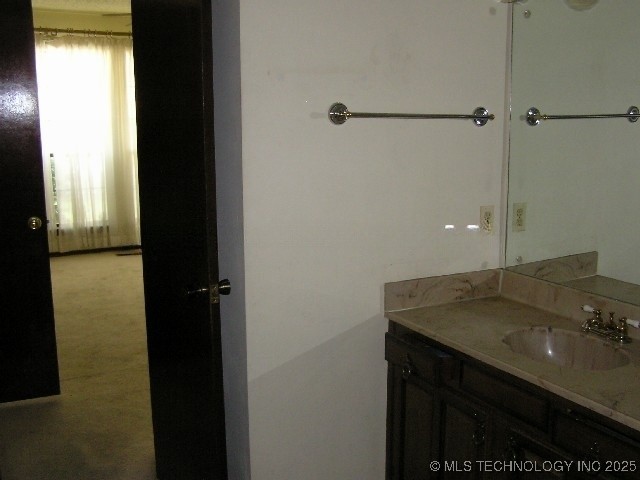 8228 S Jamestown Avenue Property Photo 19