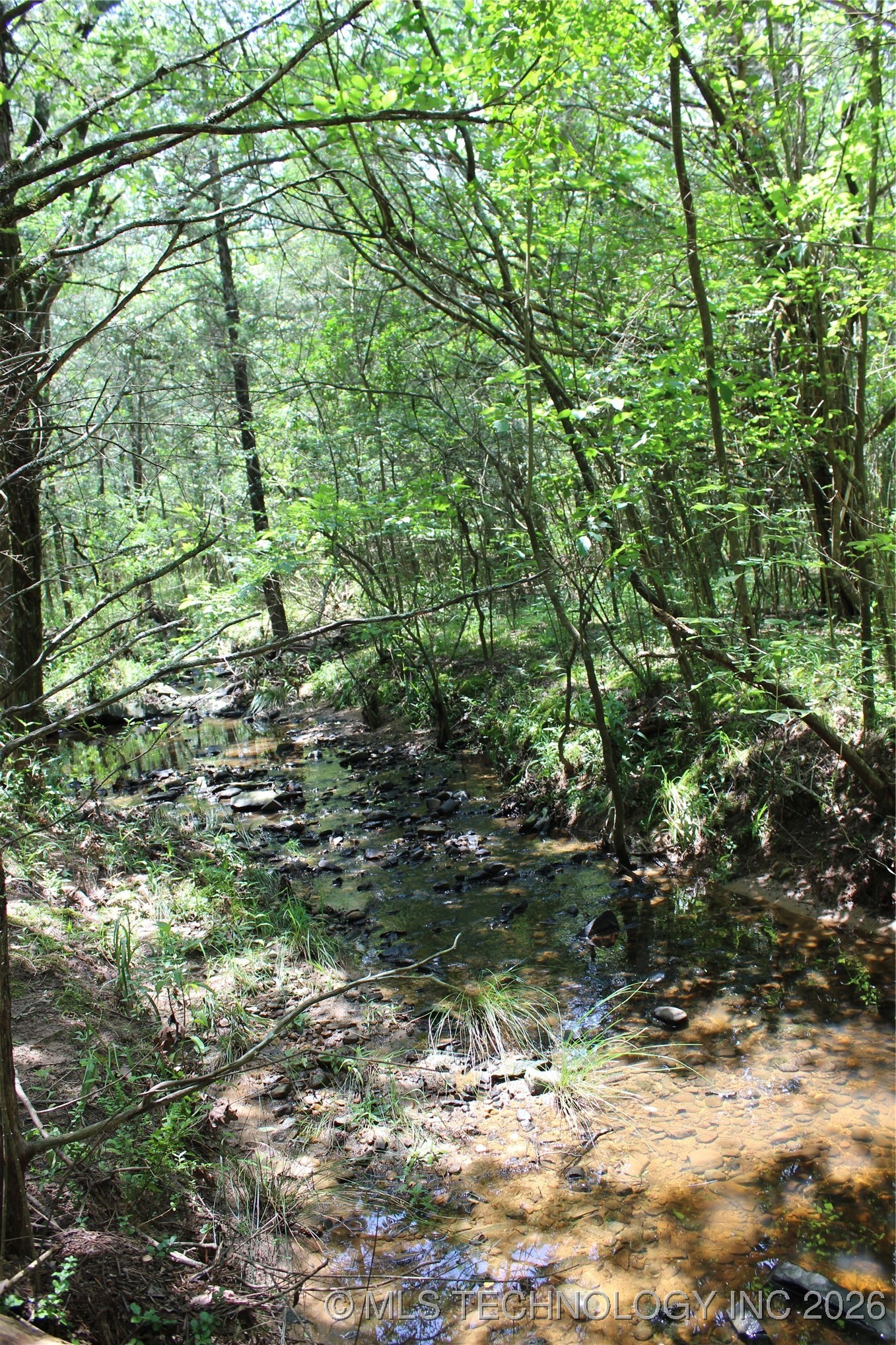 5 E 1909 Road Property Photo 11