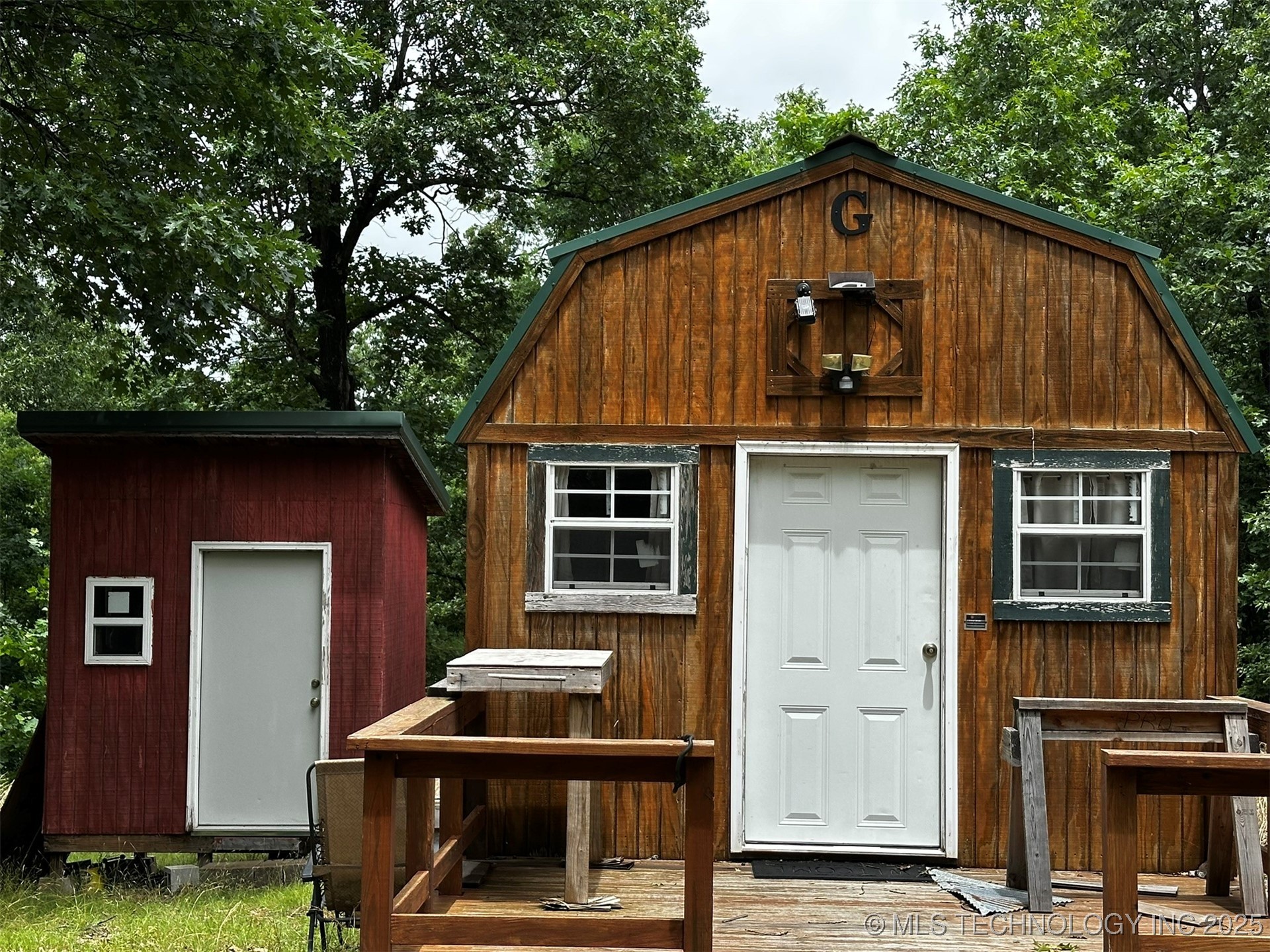 463899 Taylor Ridge Road Property Photo 1