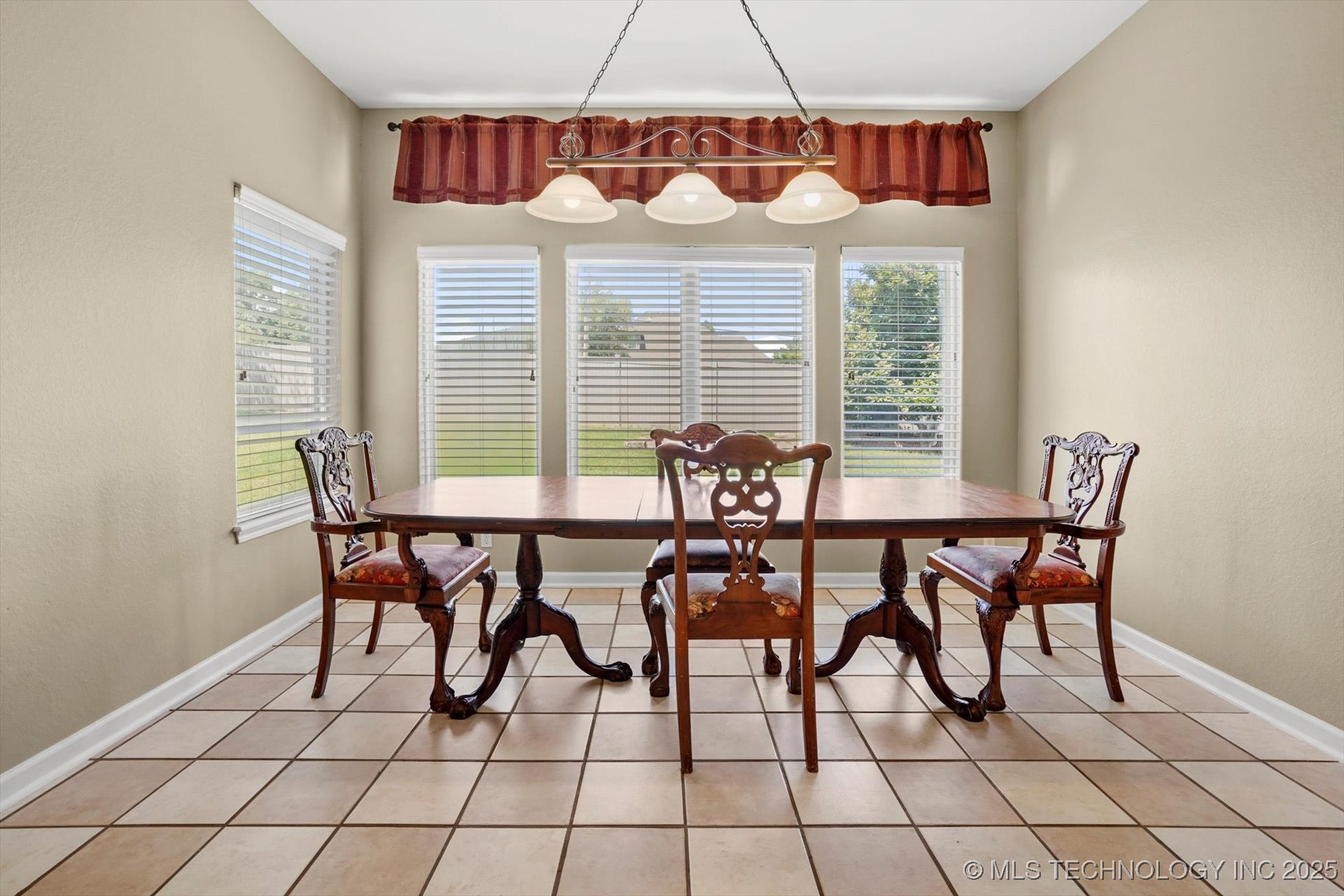 524 S 67th Street Property Photo 10