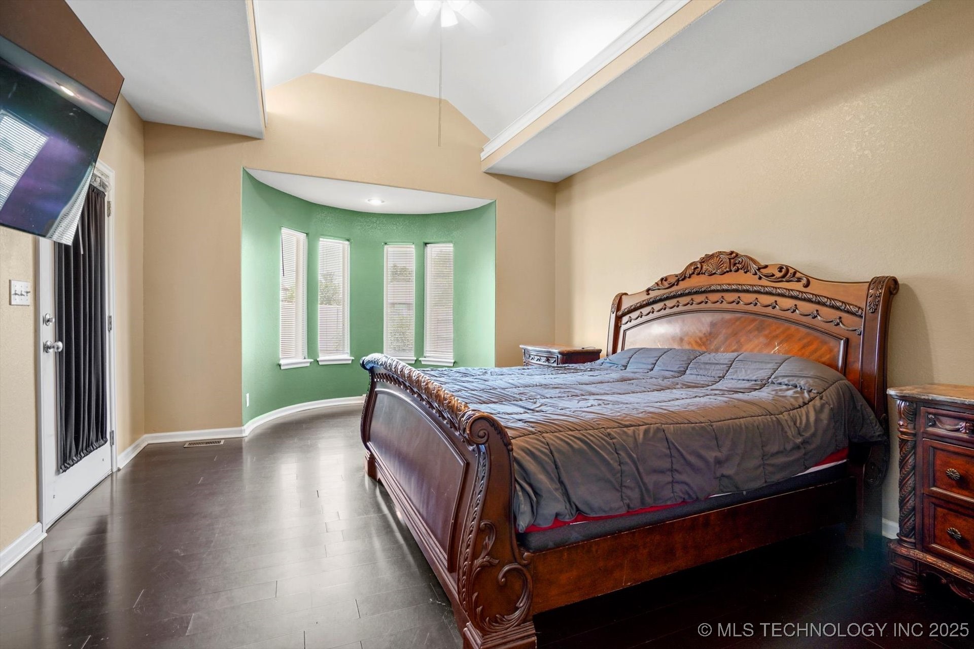 524 S 67th Street Property Photo 15