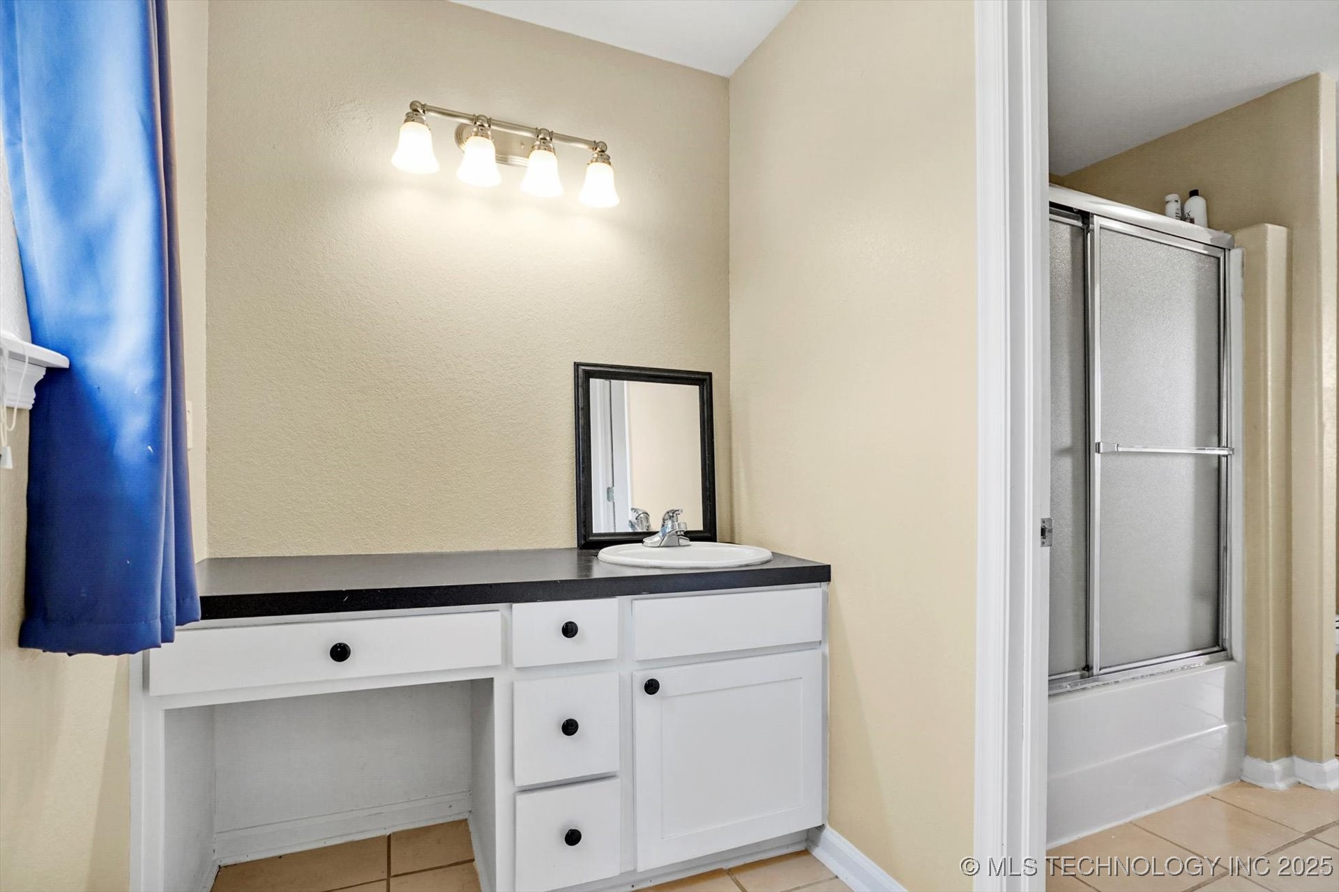 524 S 67th Street Property Photo 22