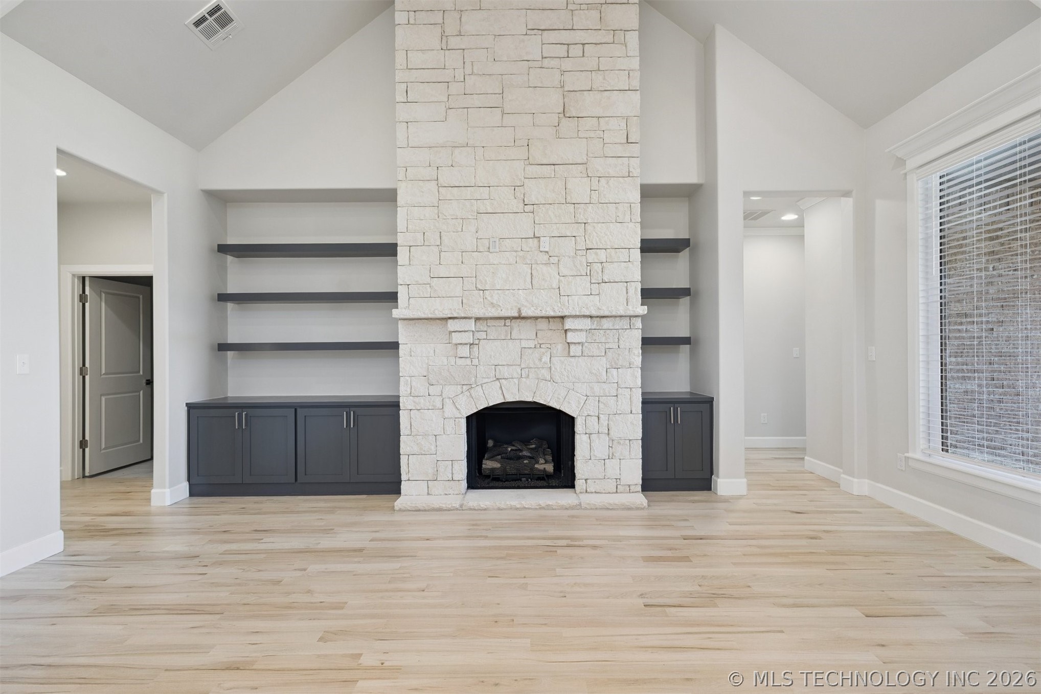 14920 S Sequoia Street S Property Photo 11